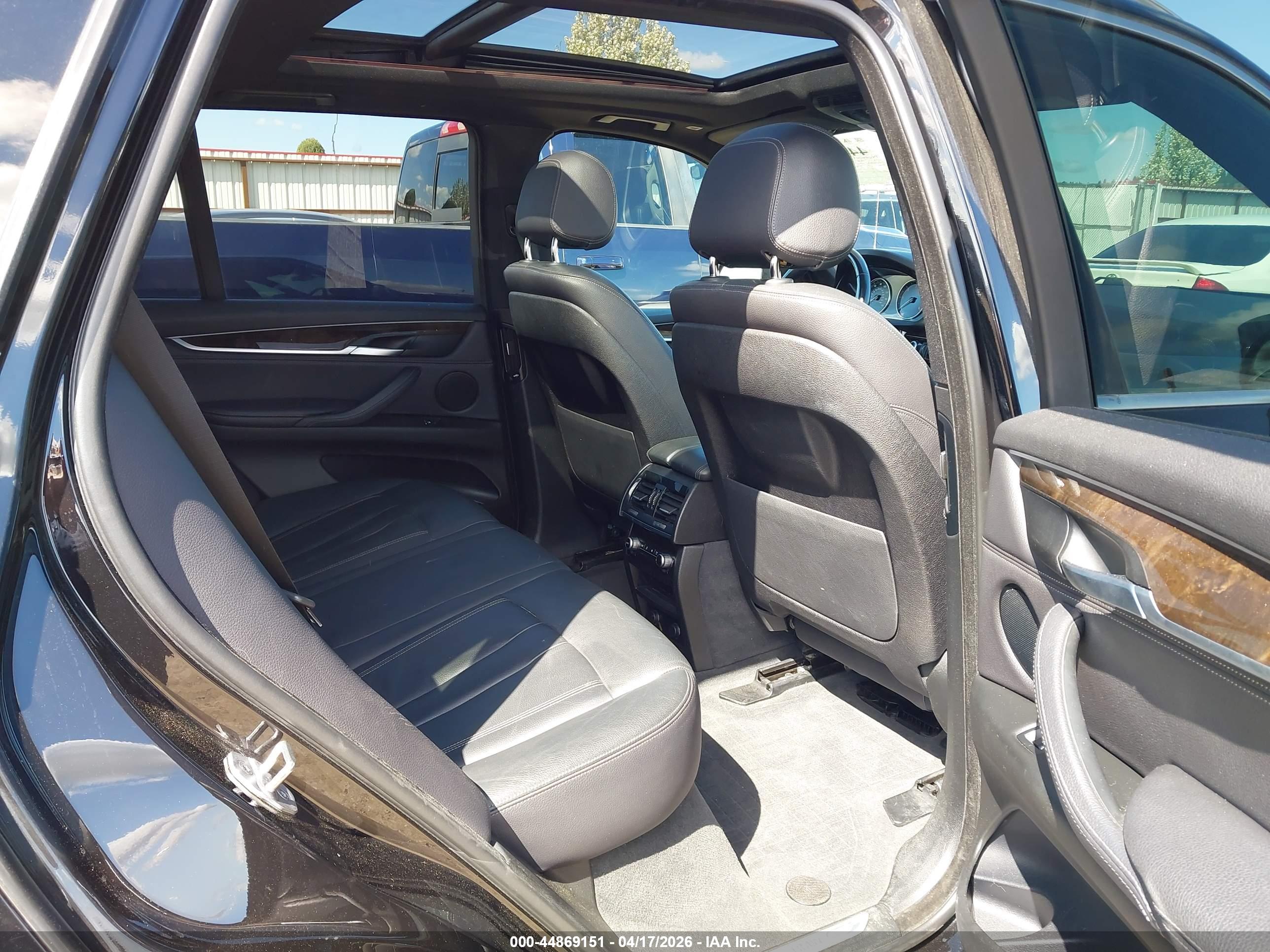 BMW X5 image 8