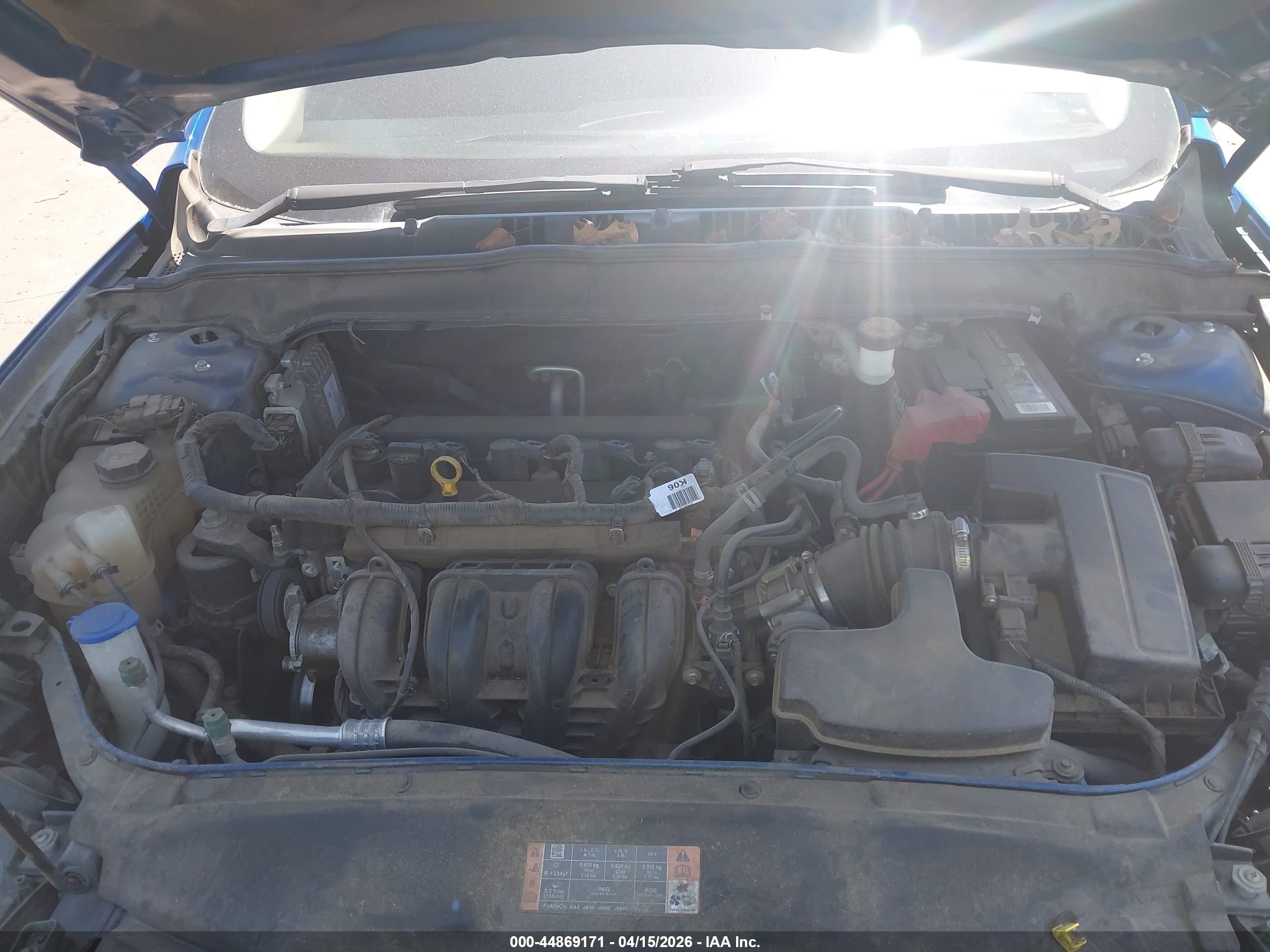 FORD FUSION image 10