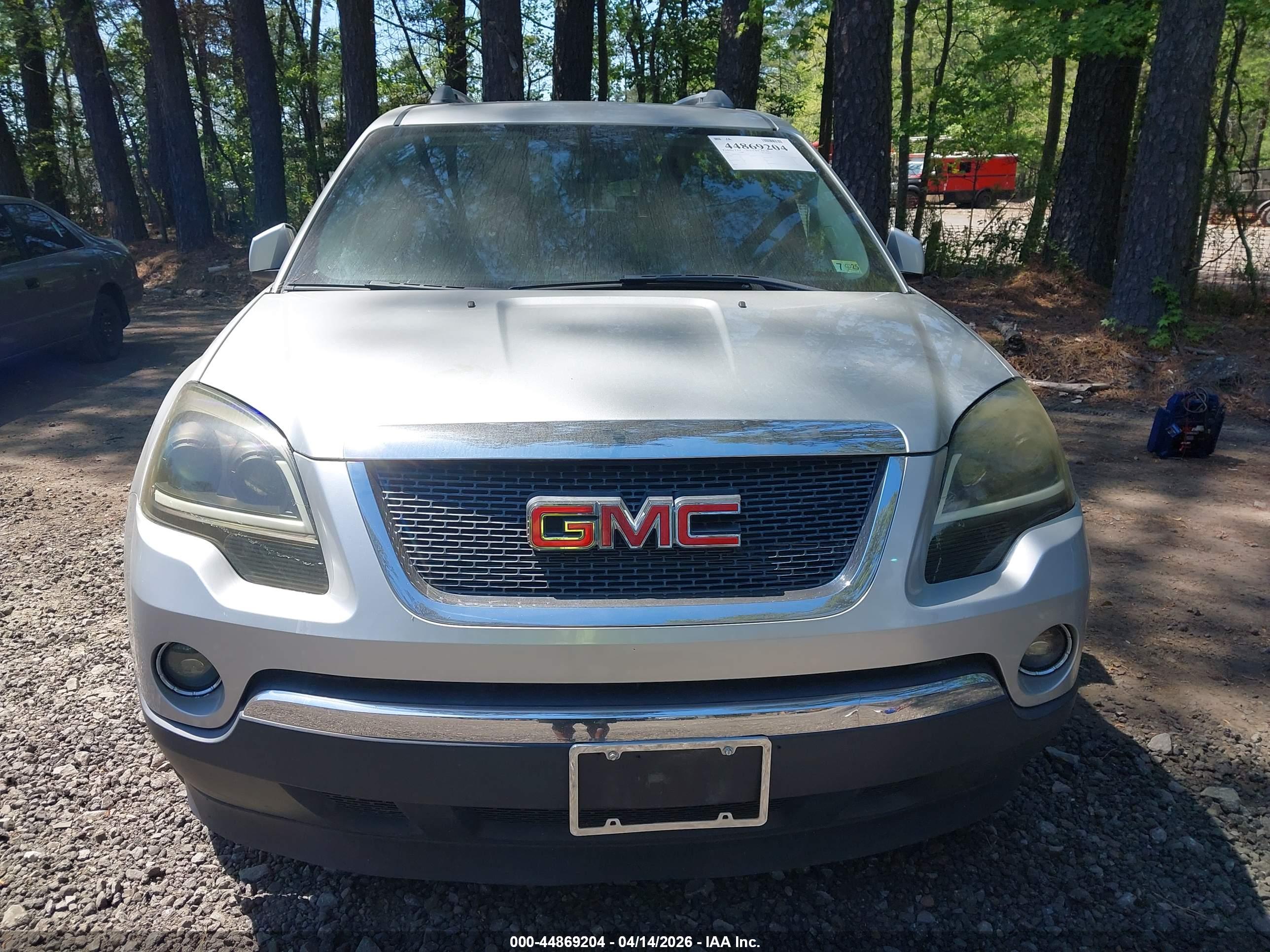 GMC ACADIA image 6