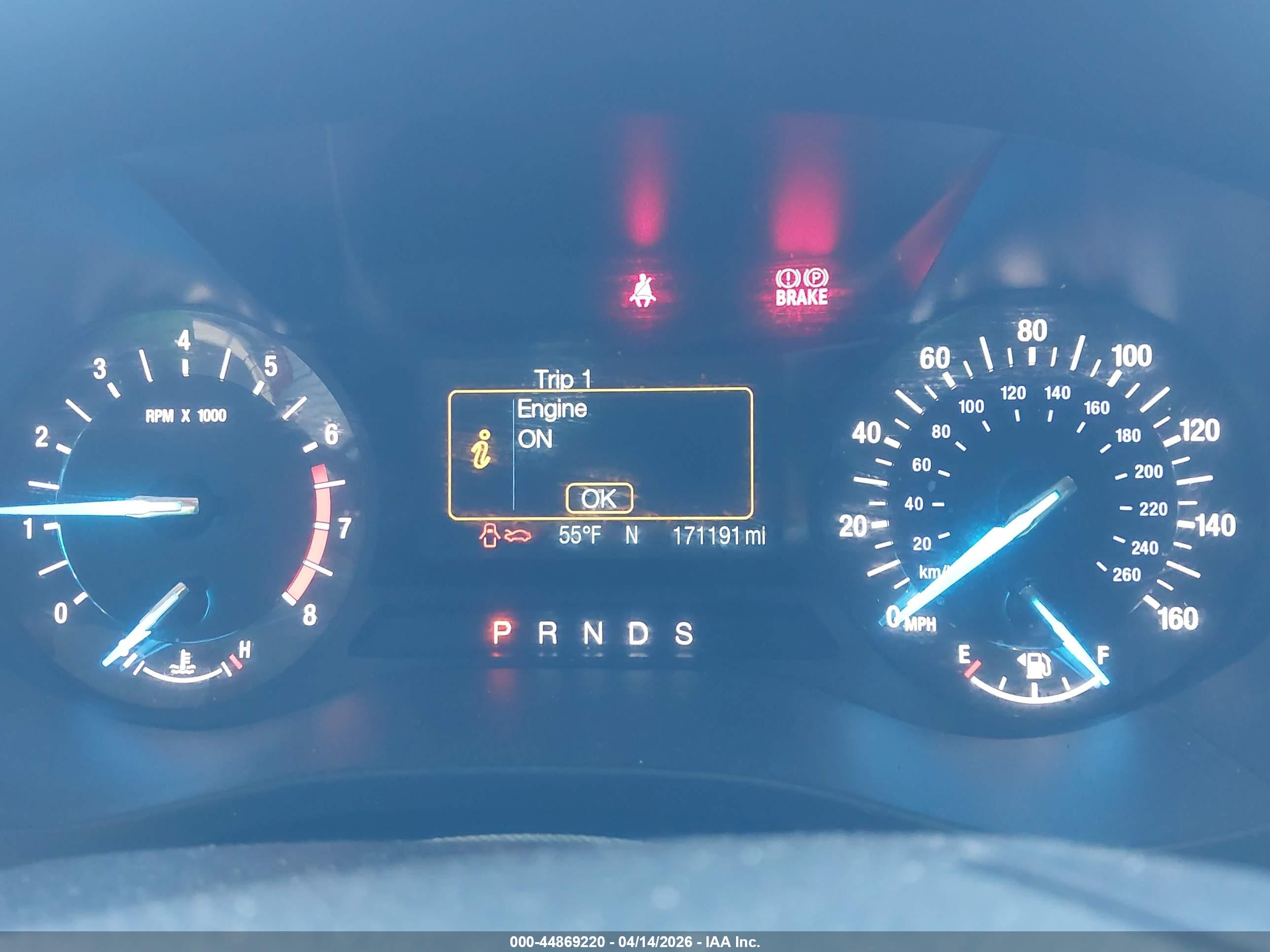 FORD FUSION image 7