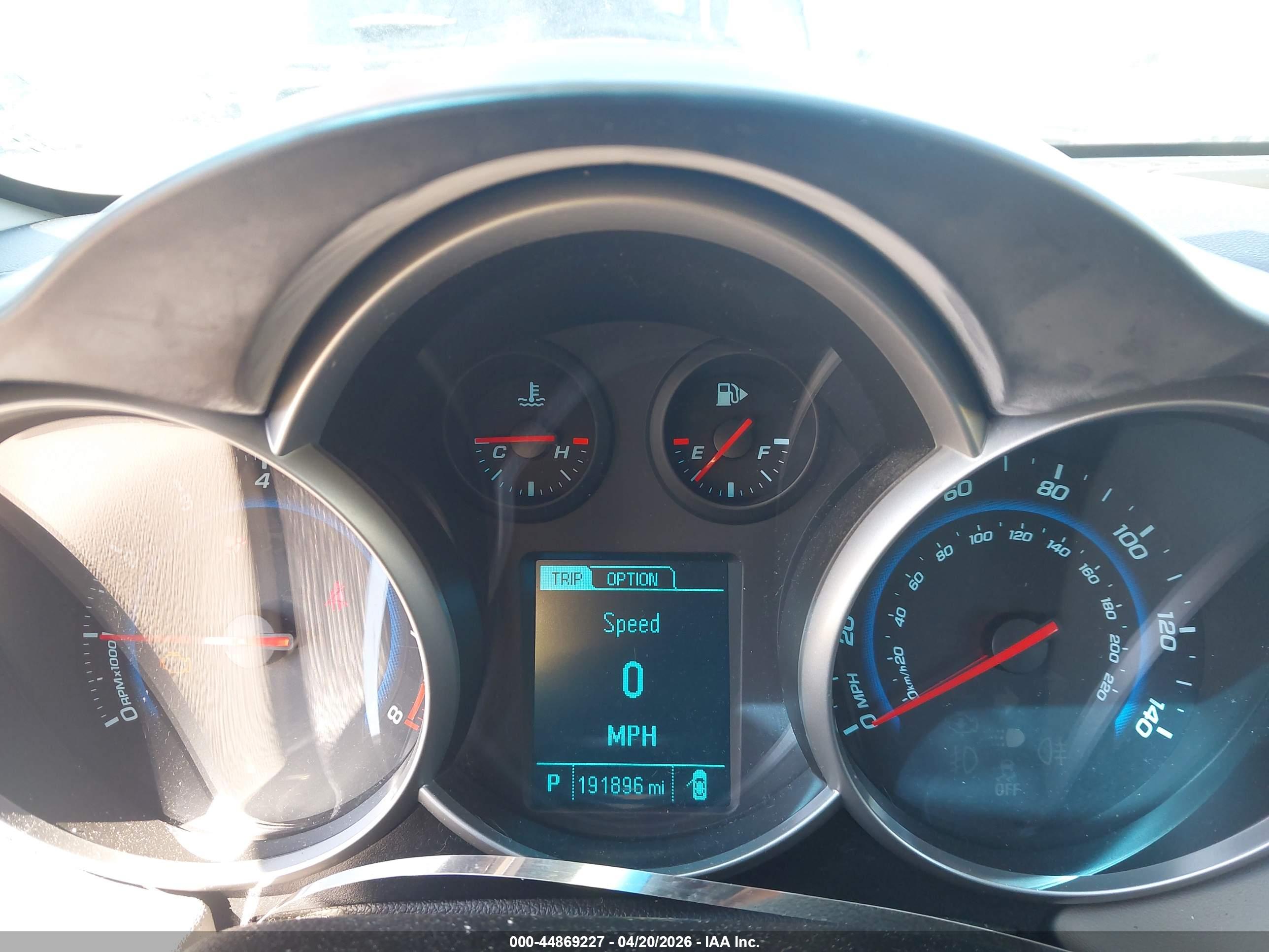CHEVROLET CRUZE image 7