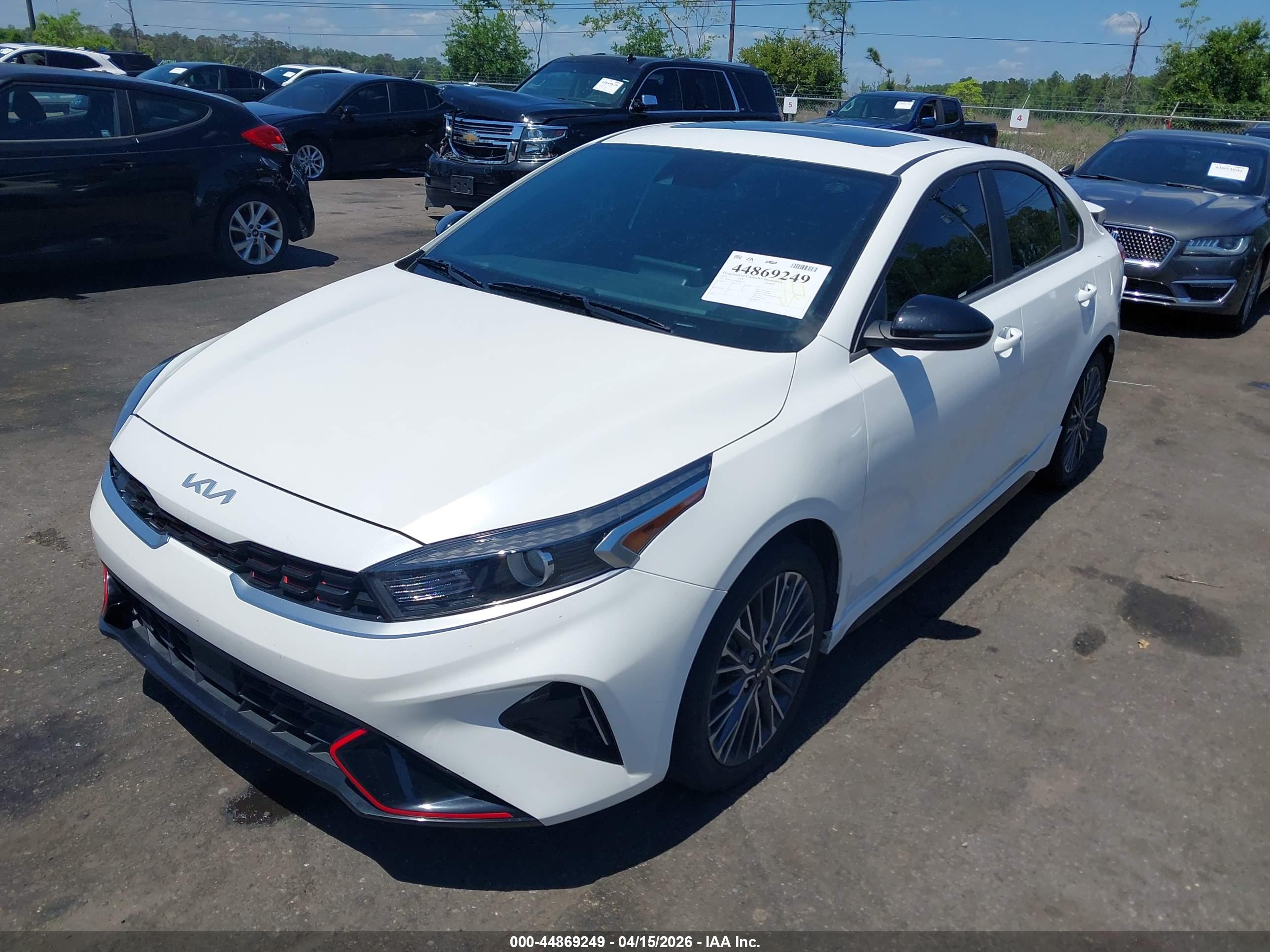 KIA FORTE image 2