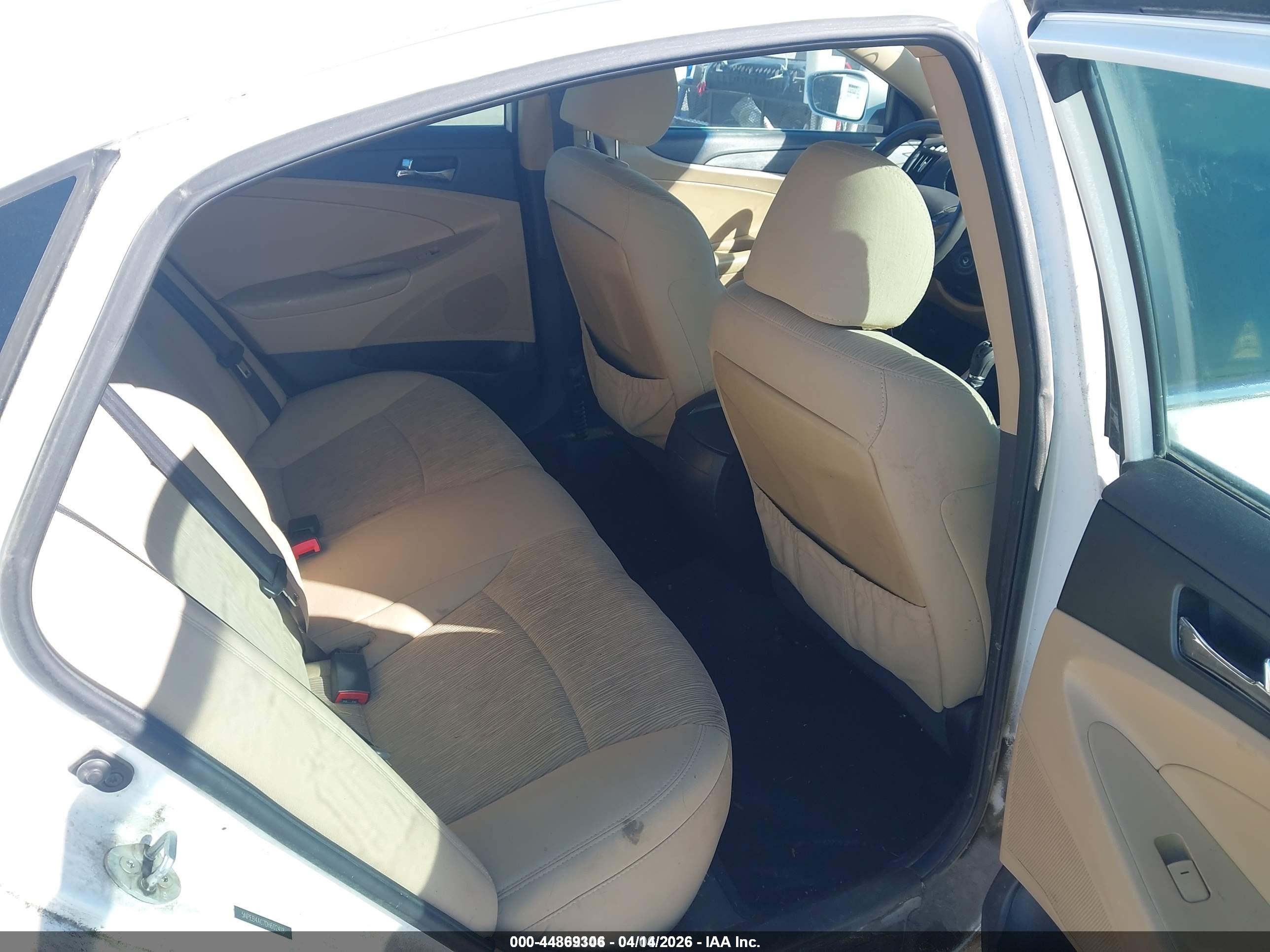 HYUNDAI SONATA image 8