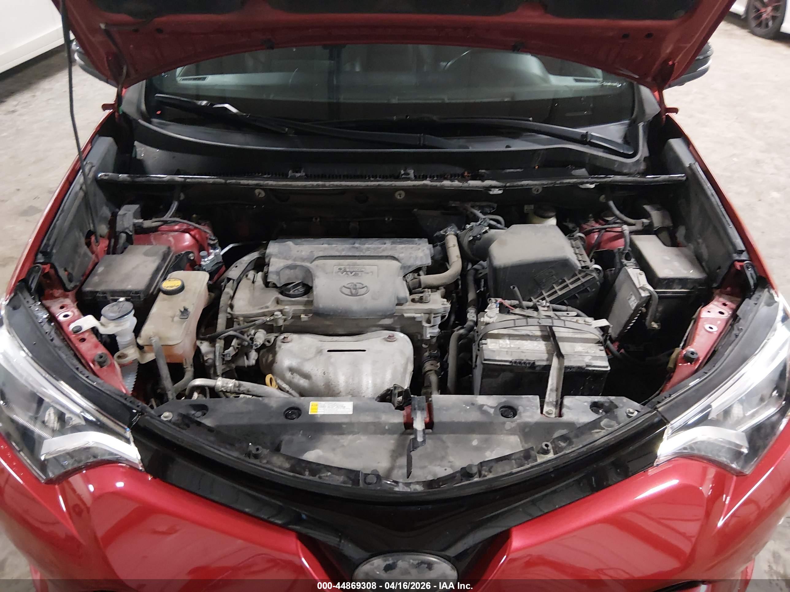 TOYOTA RAV4 image 10