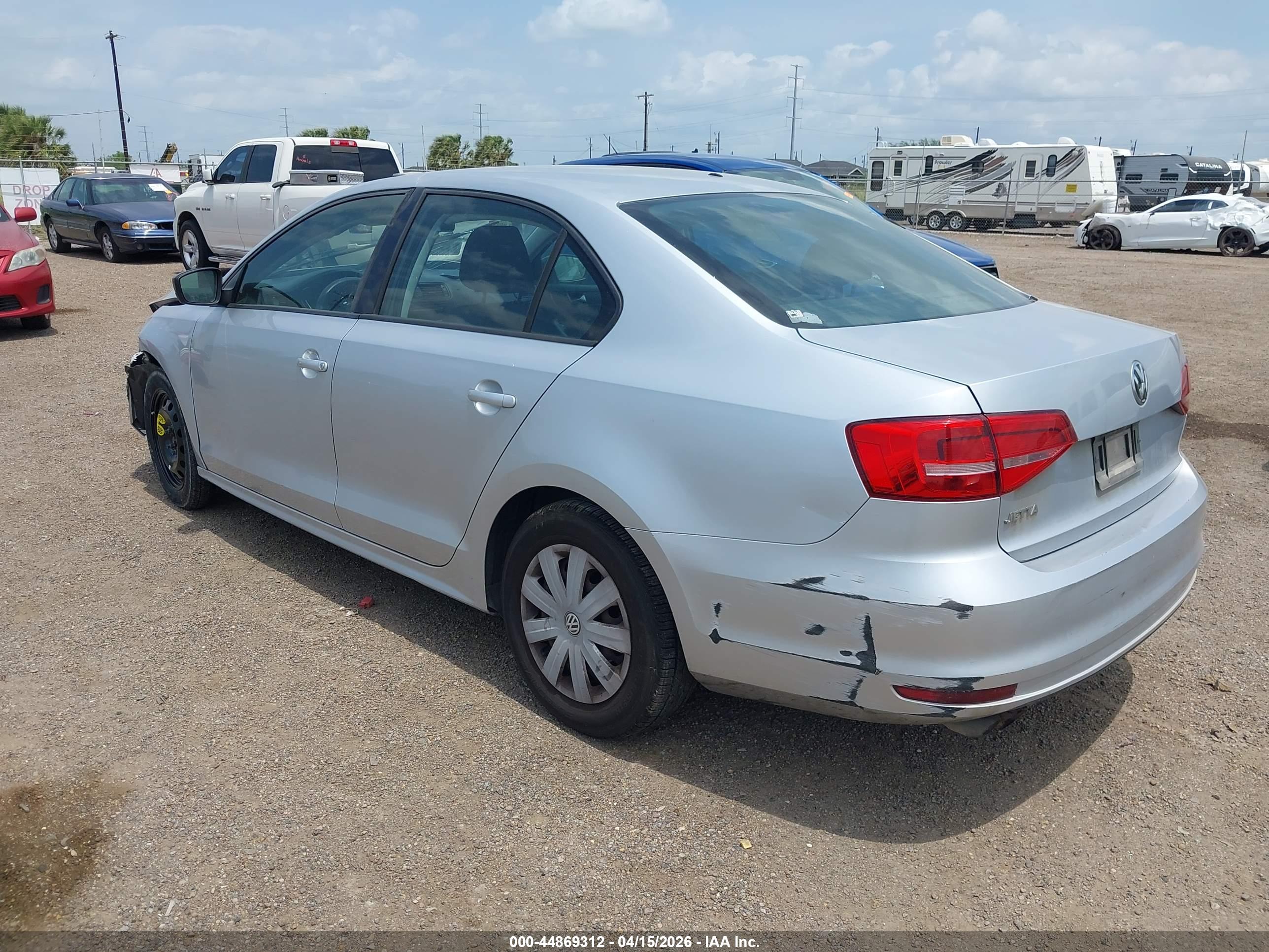 VOLKSWAGEN JETTA image 3