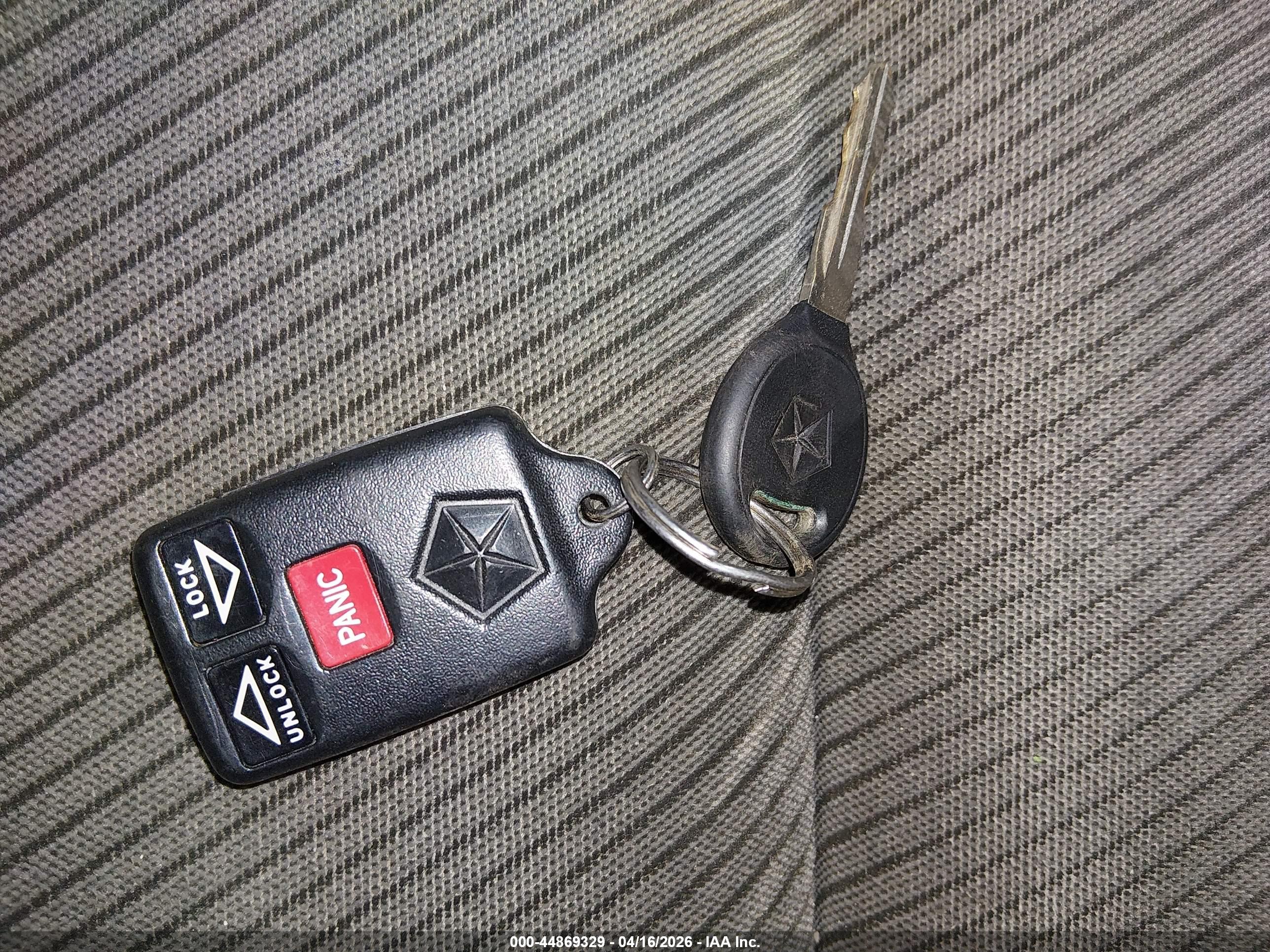 DODGE GRAND image 11