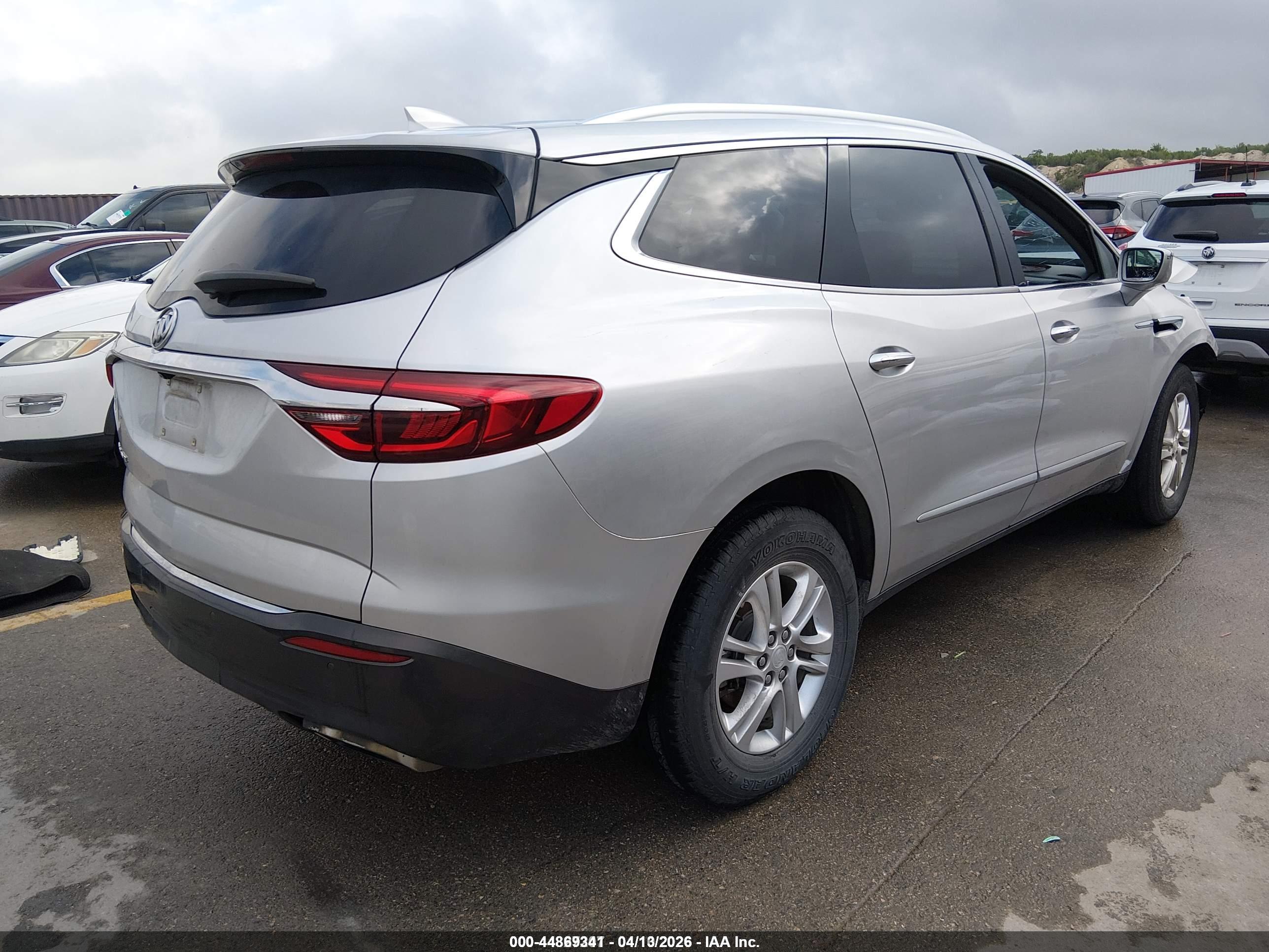 BUICK ENCLAVE image 4