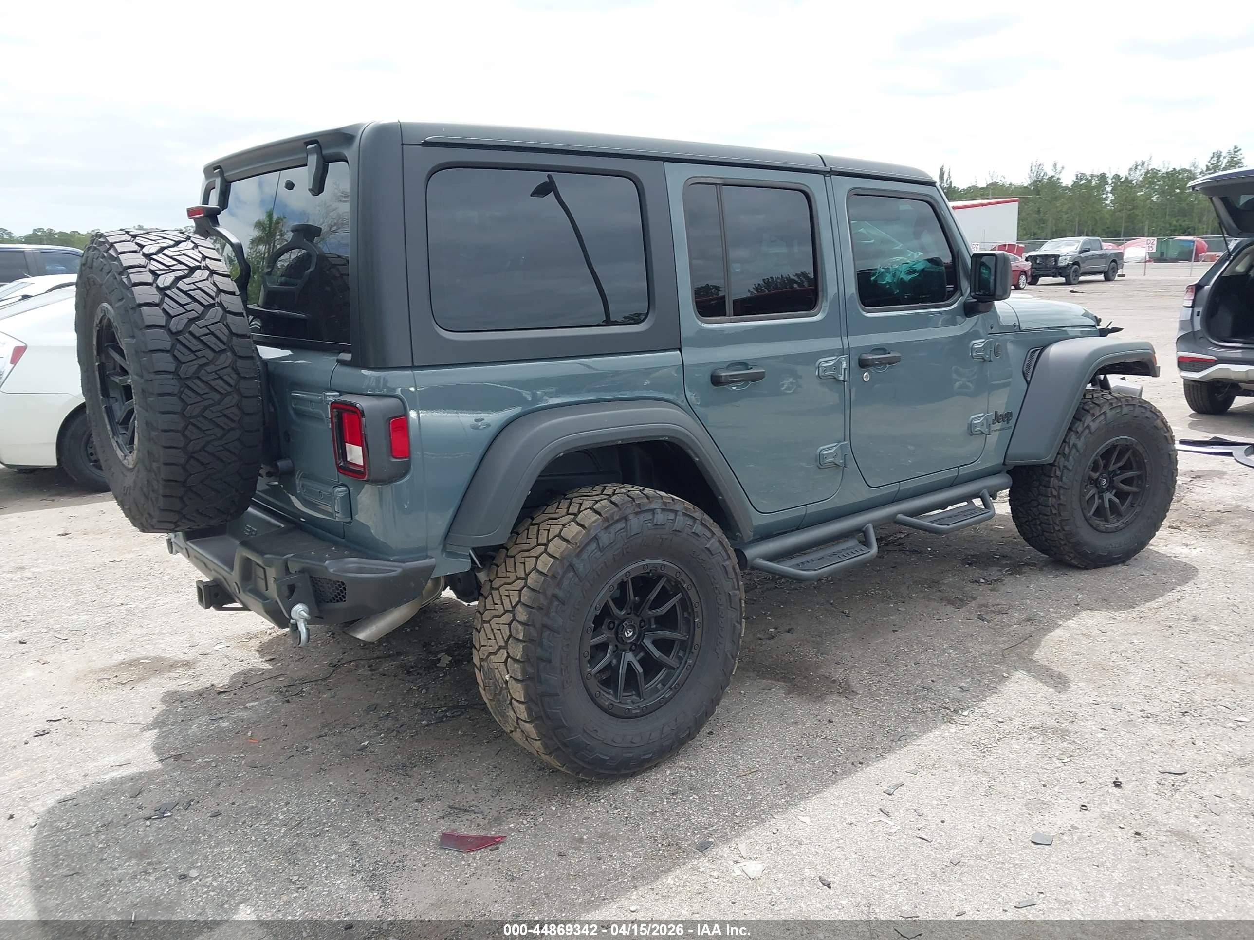 JEEP WRANGLER image 4