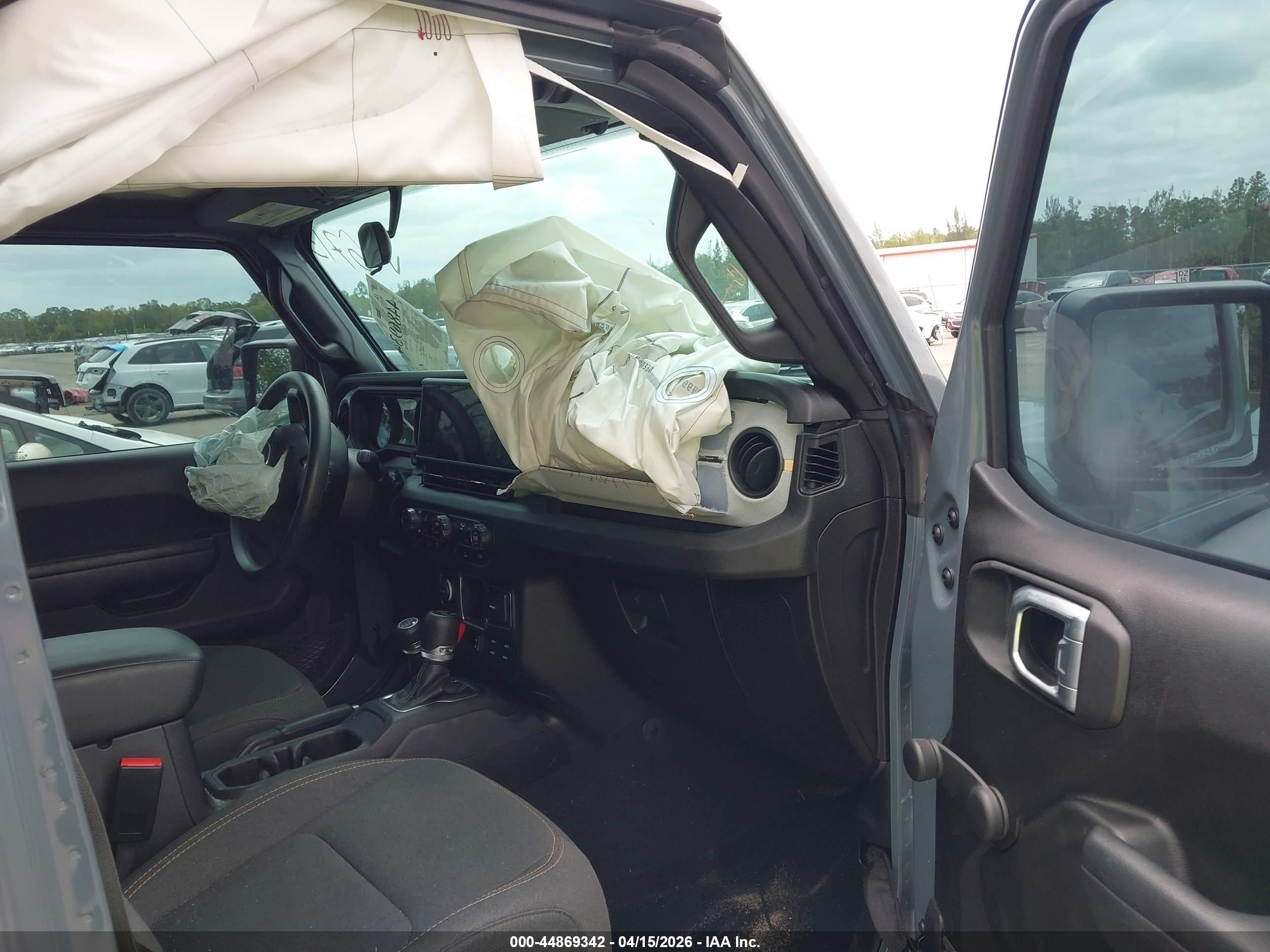 JEEP WRANGLER image 5