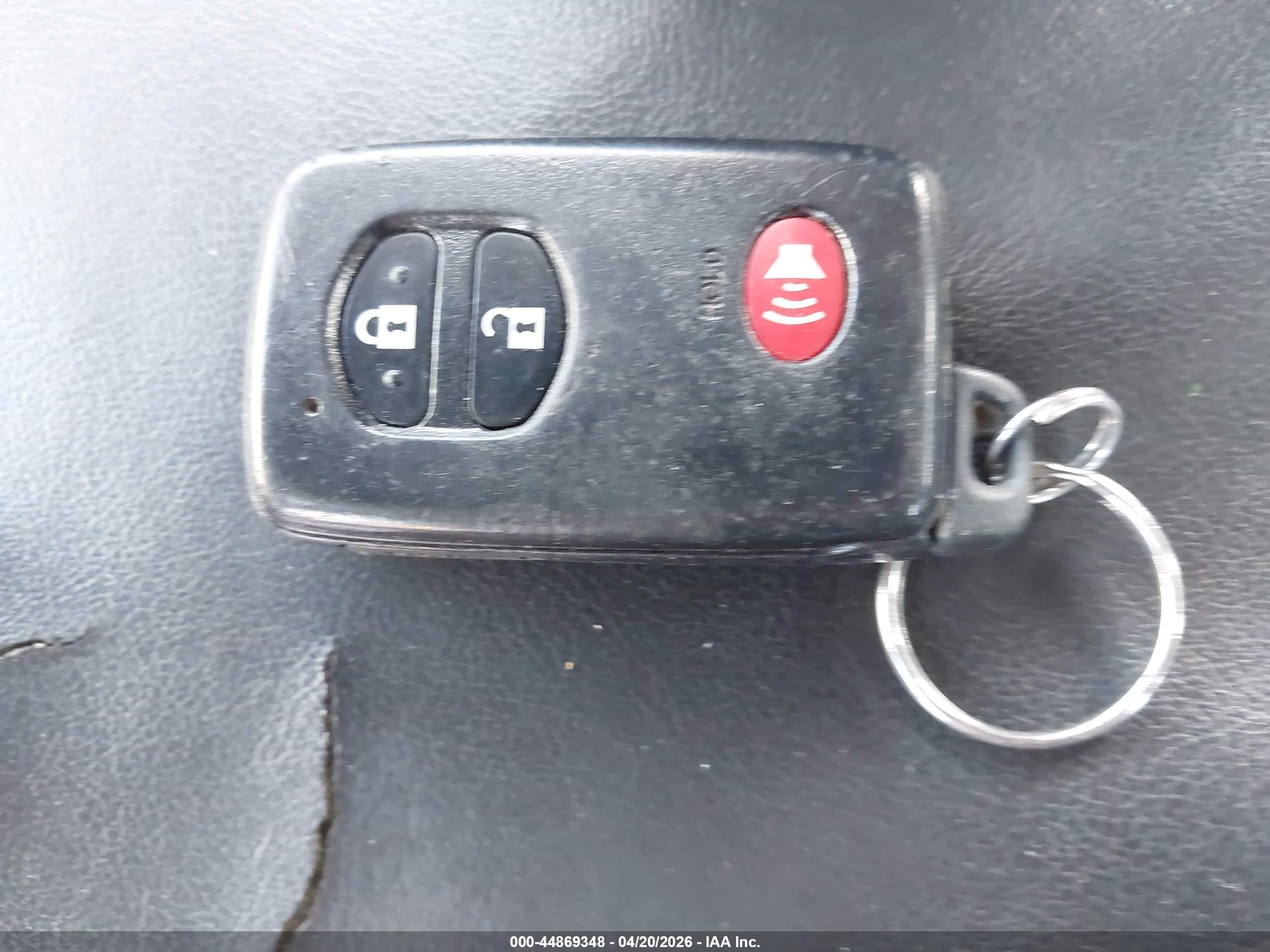 TOYOTA PRIUS image 11