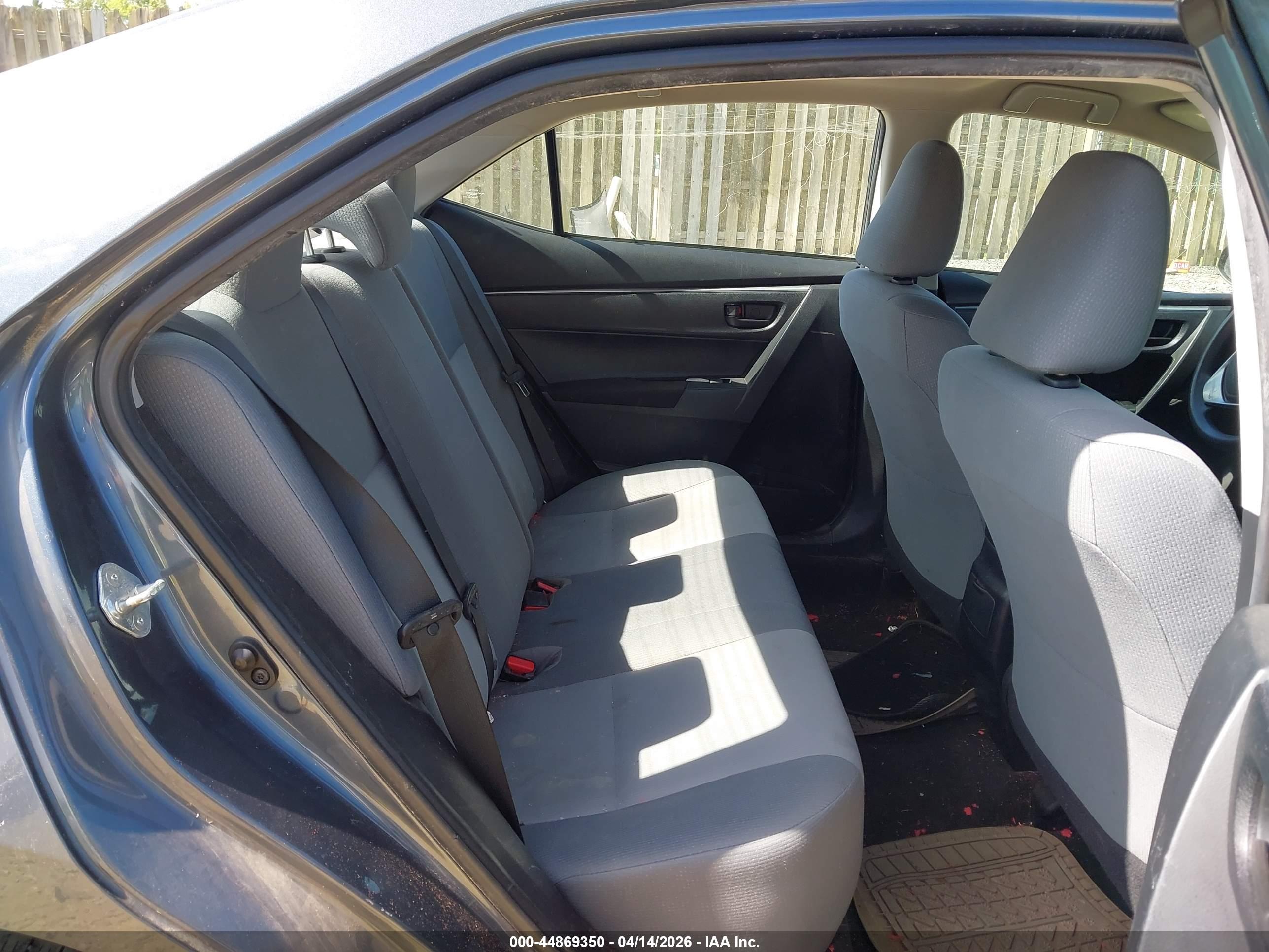 TOYOTA COROLLA image 8