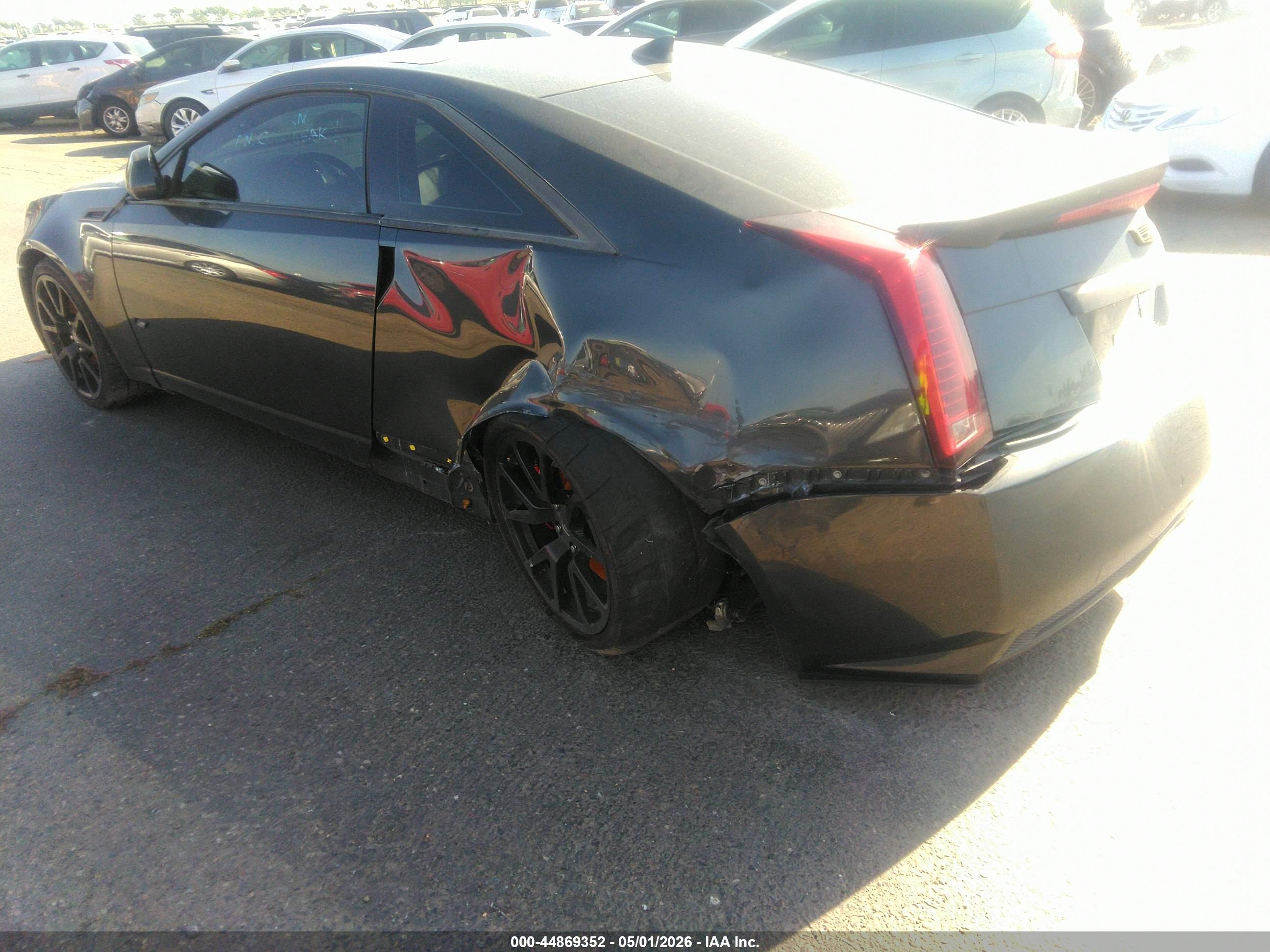 CADILLAC CTS-V image 3
