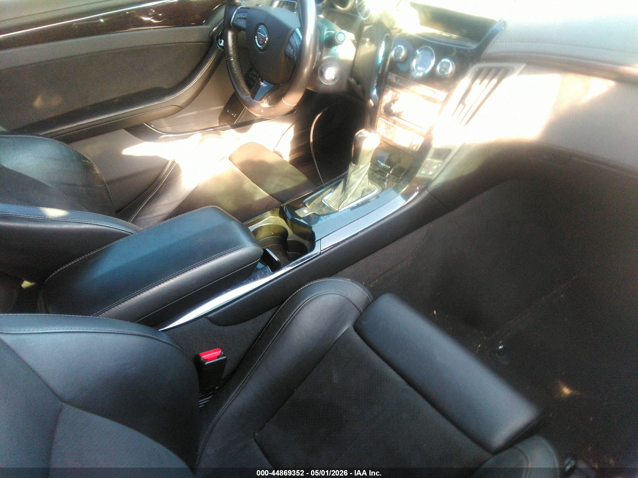CADILLAC CTS-V image 5