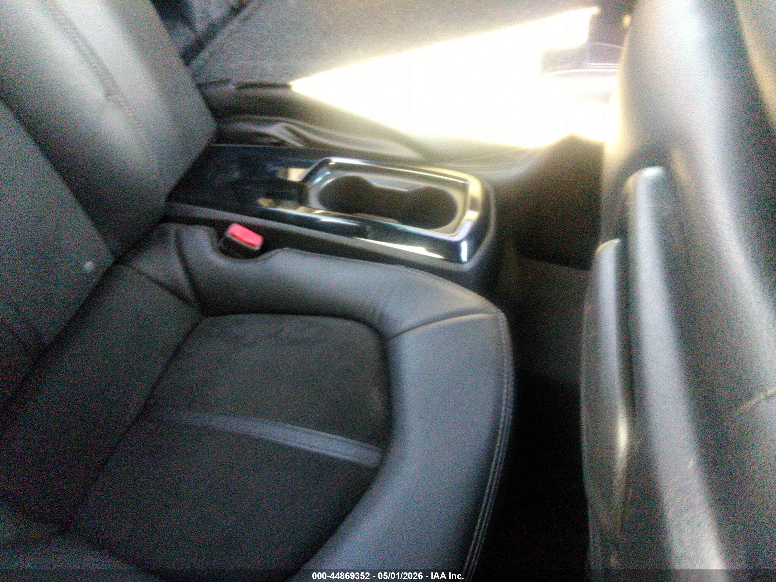 CADILLAC CTS-V image 8