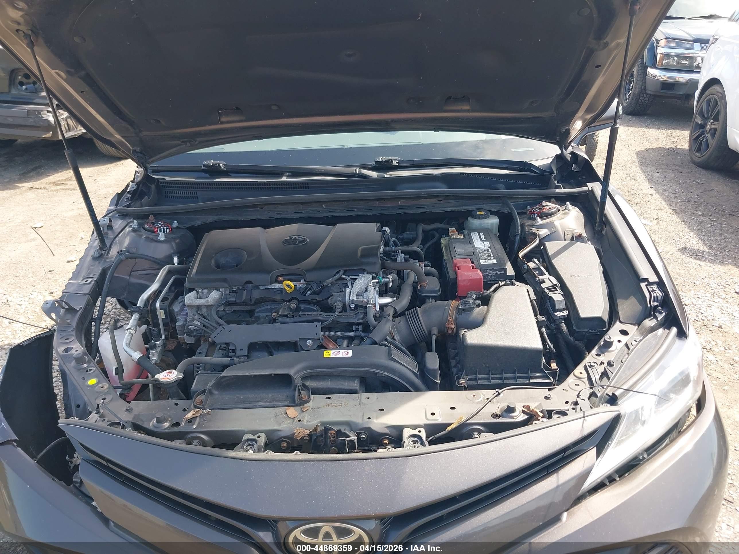 TOYOTA CAMRY image 10