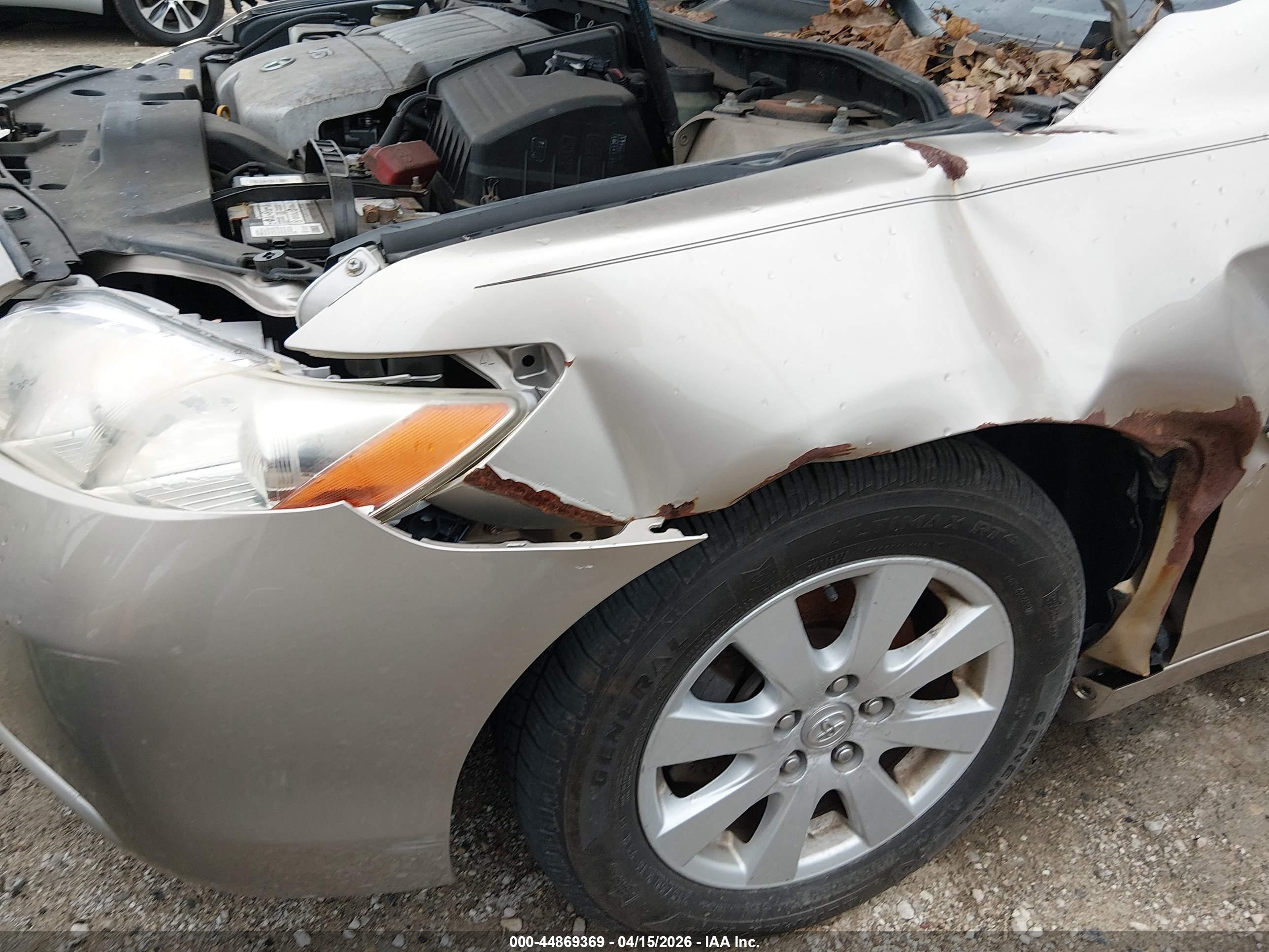TOYOTA CAMRY image 6