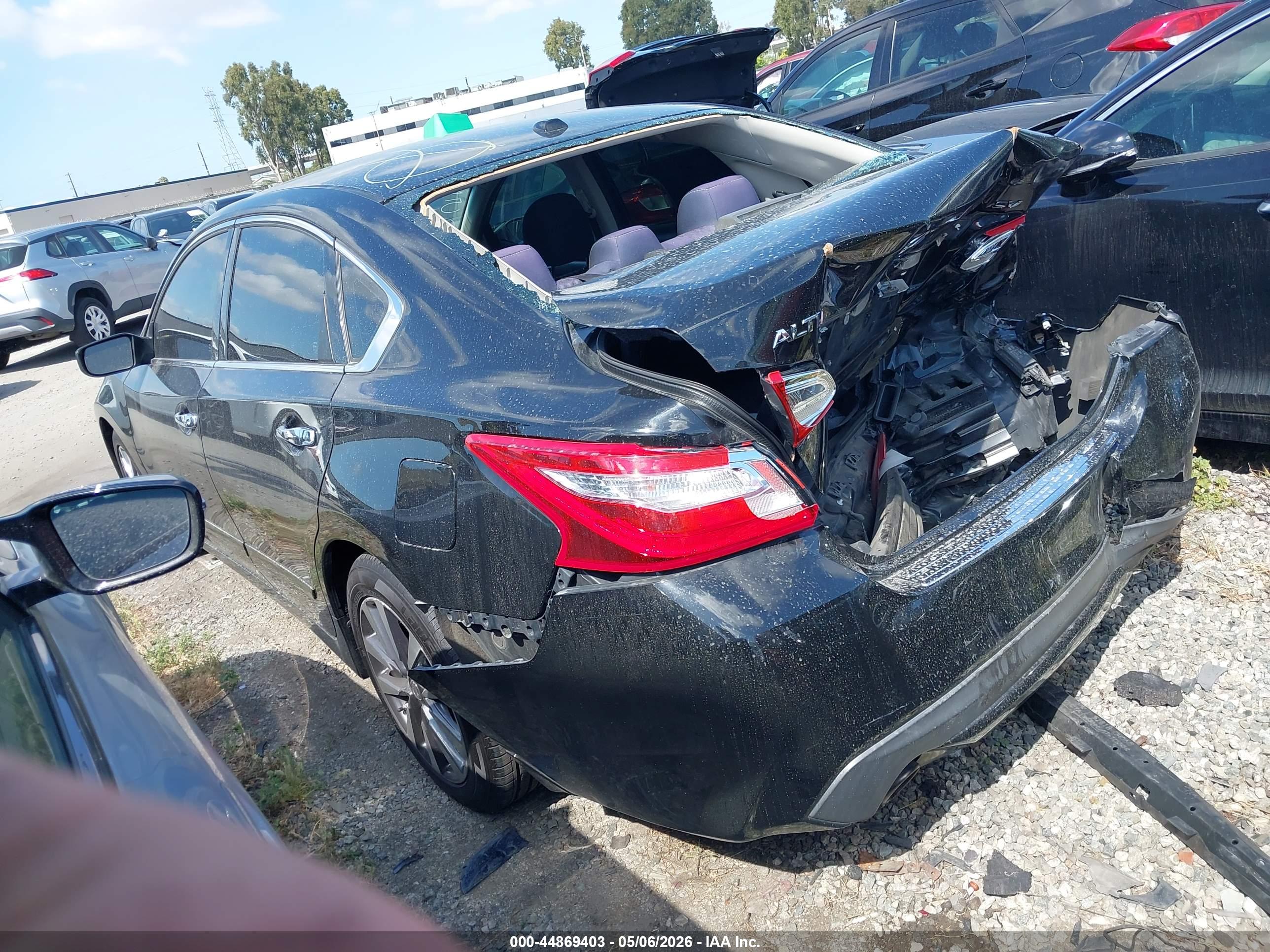 NISSAN ALTIMA image 3