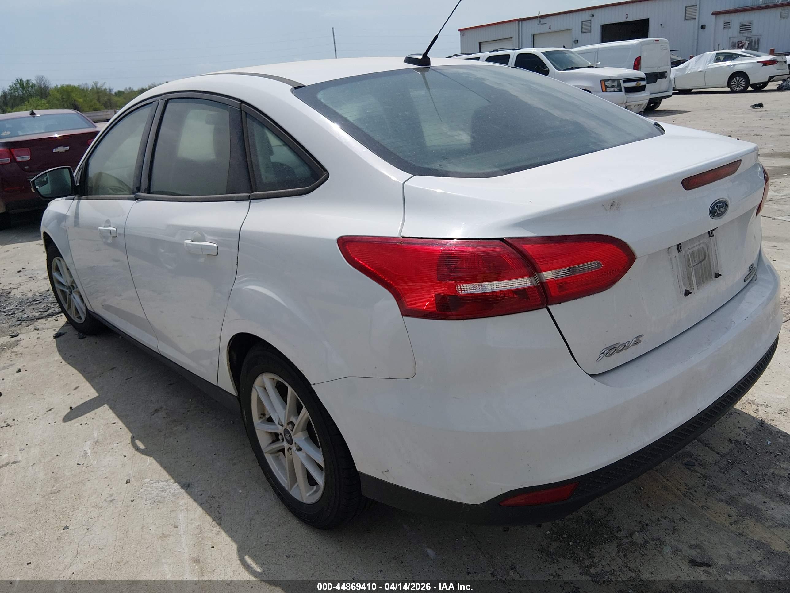 FORD FOCUS image 3