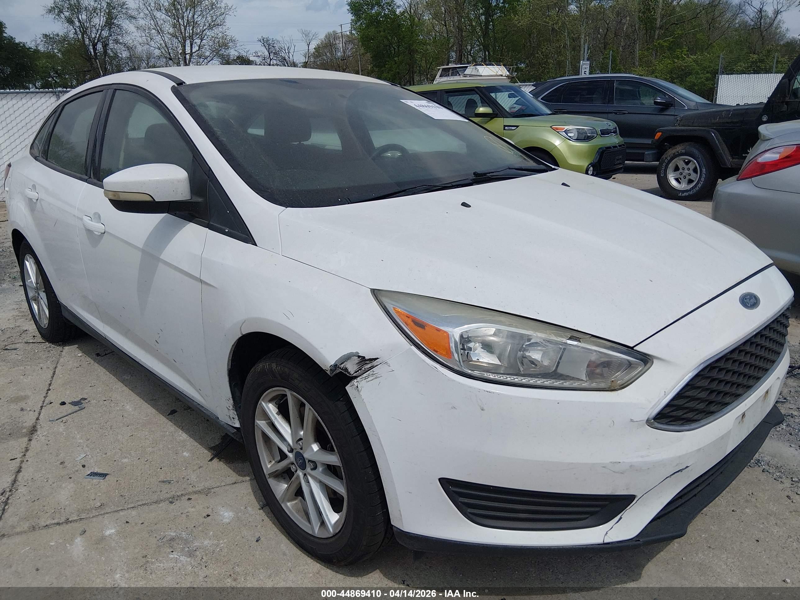FORD FOCUS image 6