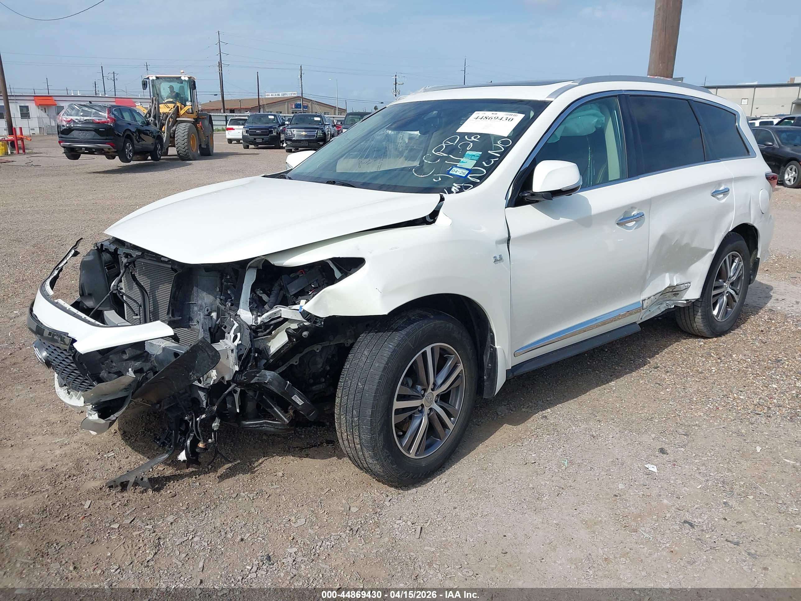 INFINITI QX60 image 2