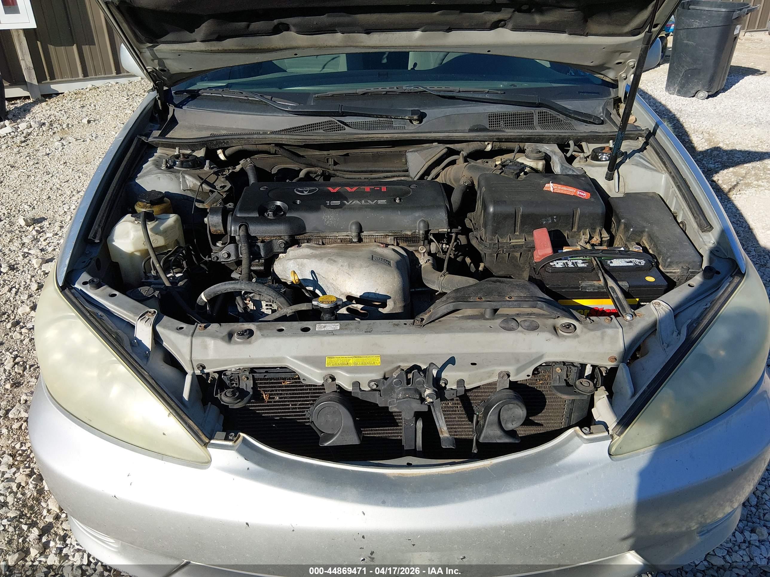 TOYOTA CAMRY image 10