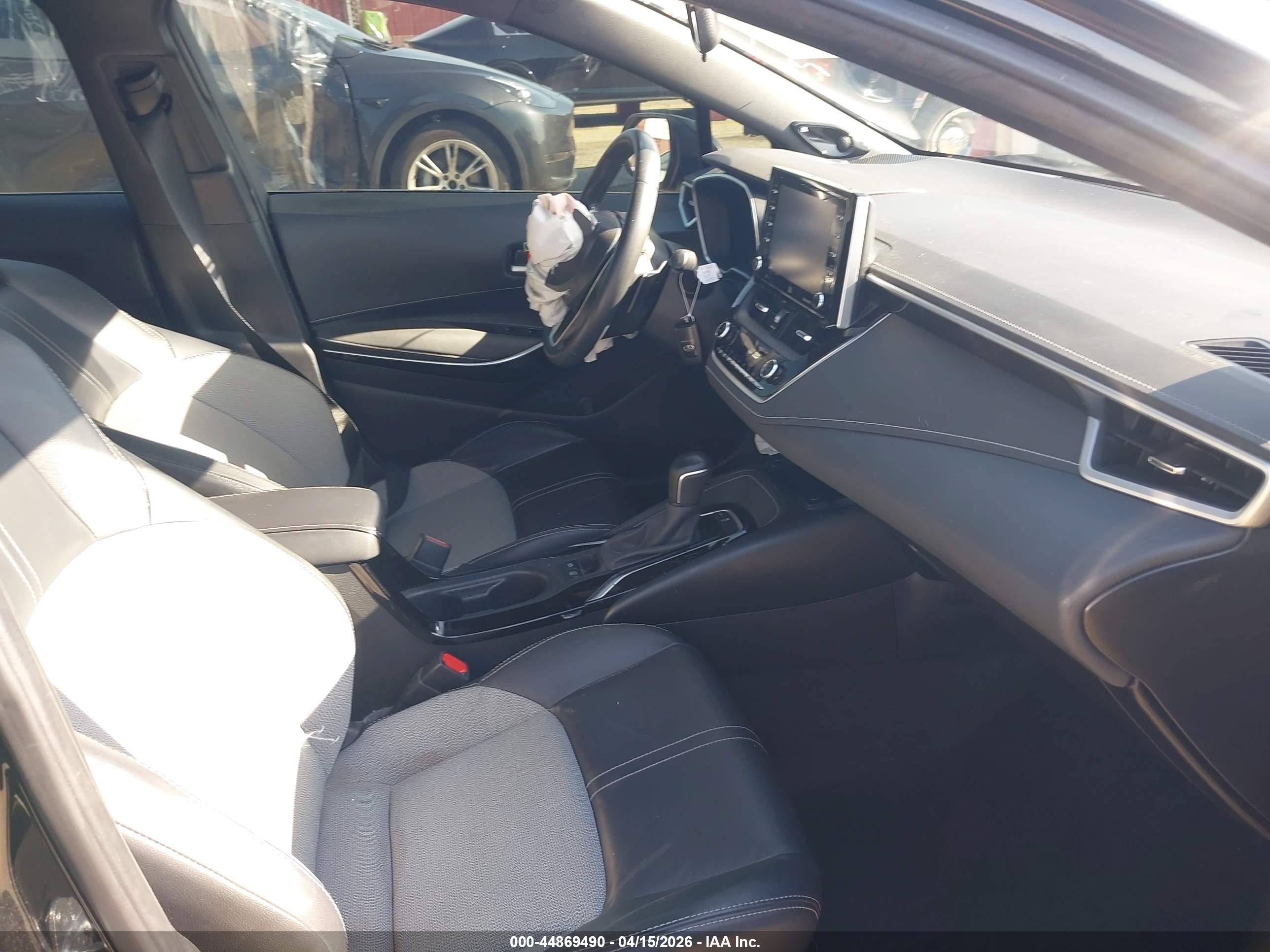 TOYOTA COROLLA image 5