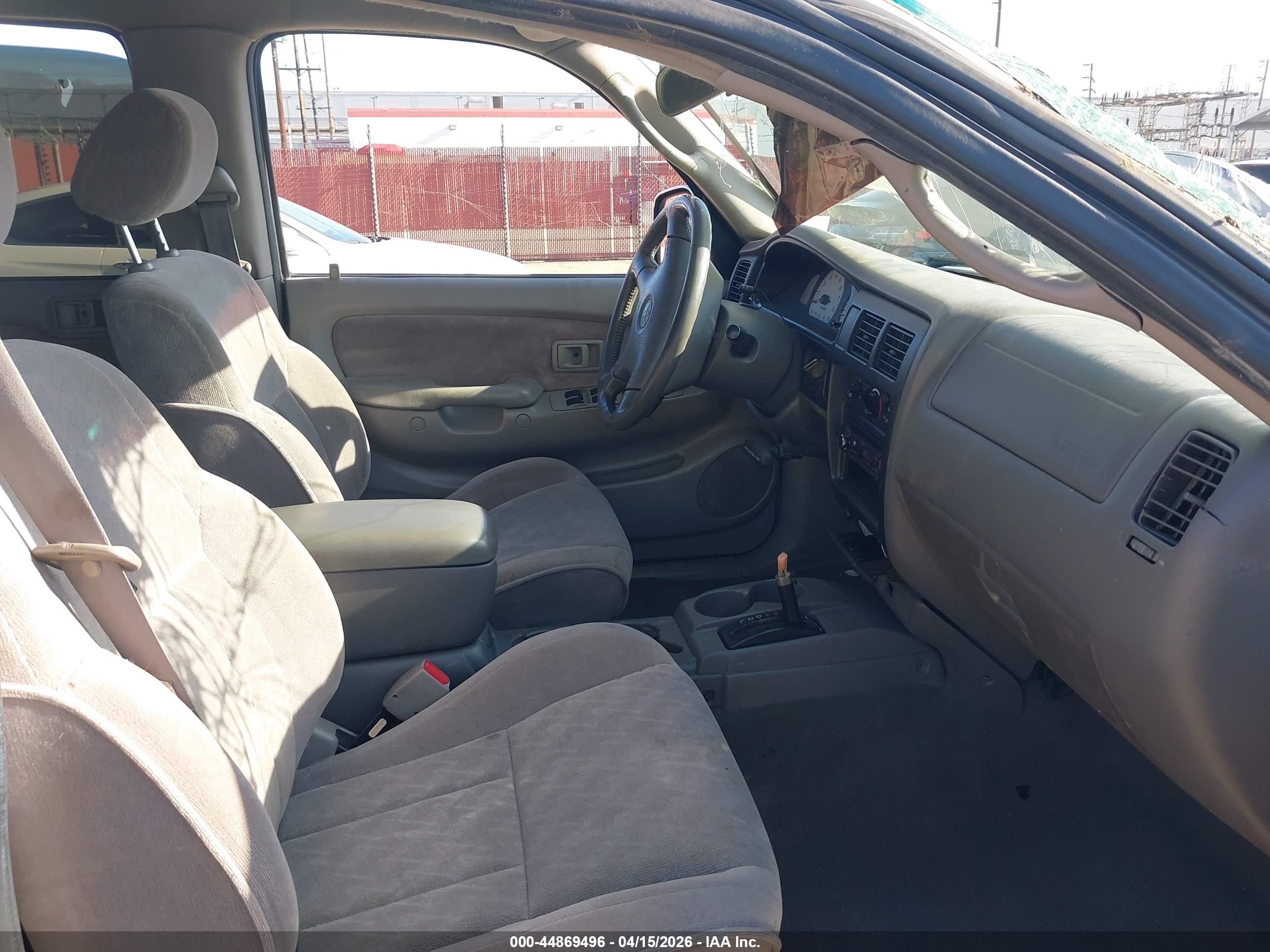 TOYOTA TACOMA image 5