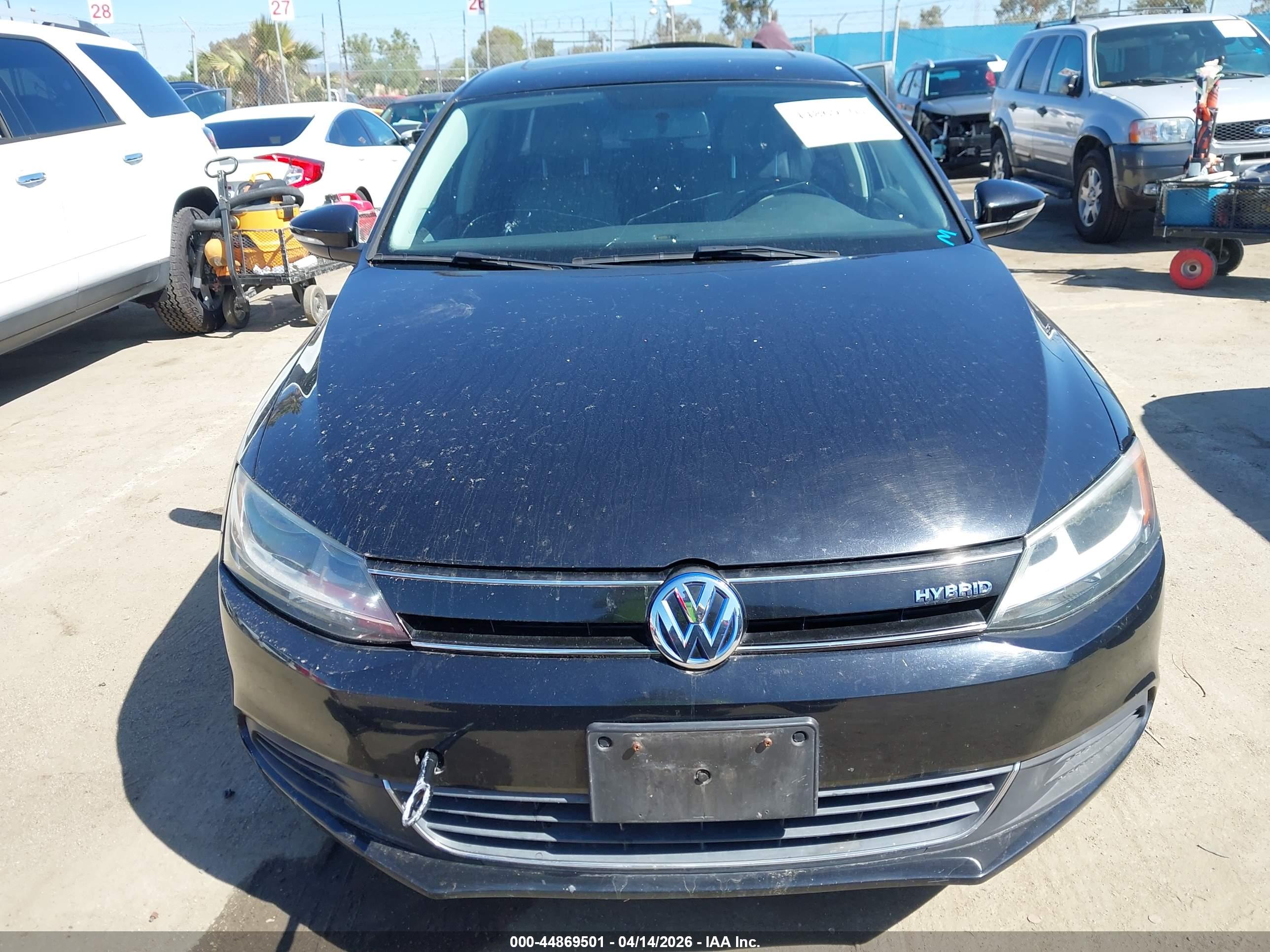 VOLKSWAGEN JETTA image 6
