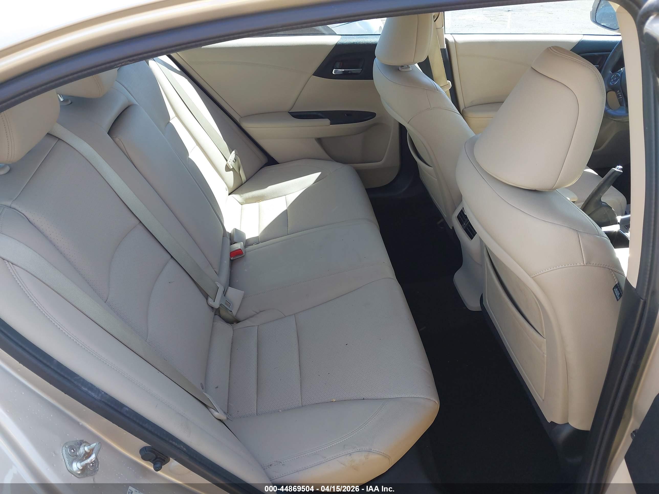 HONDA ACCORD image 8