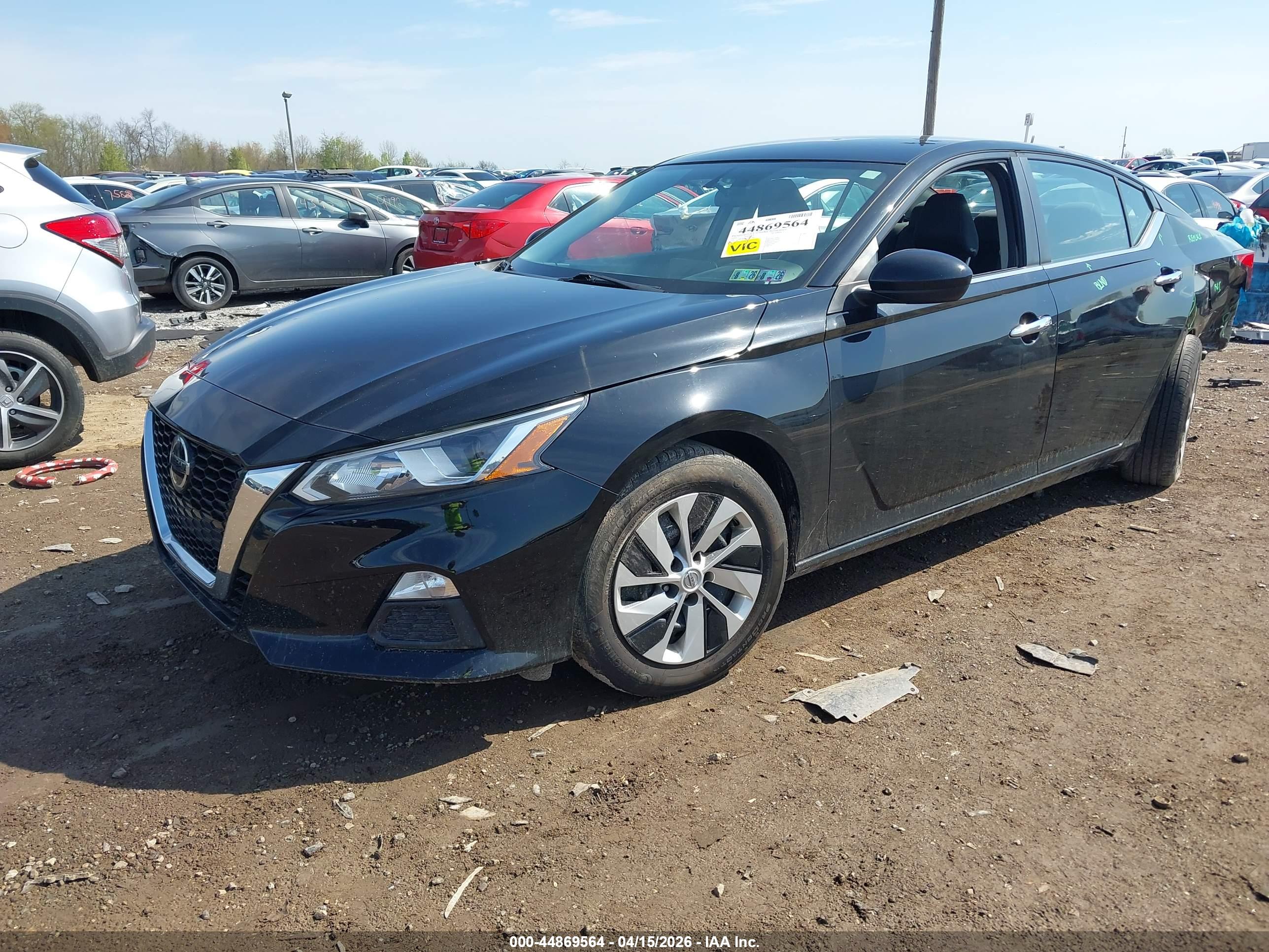 NISSAN ALTIMA image 2