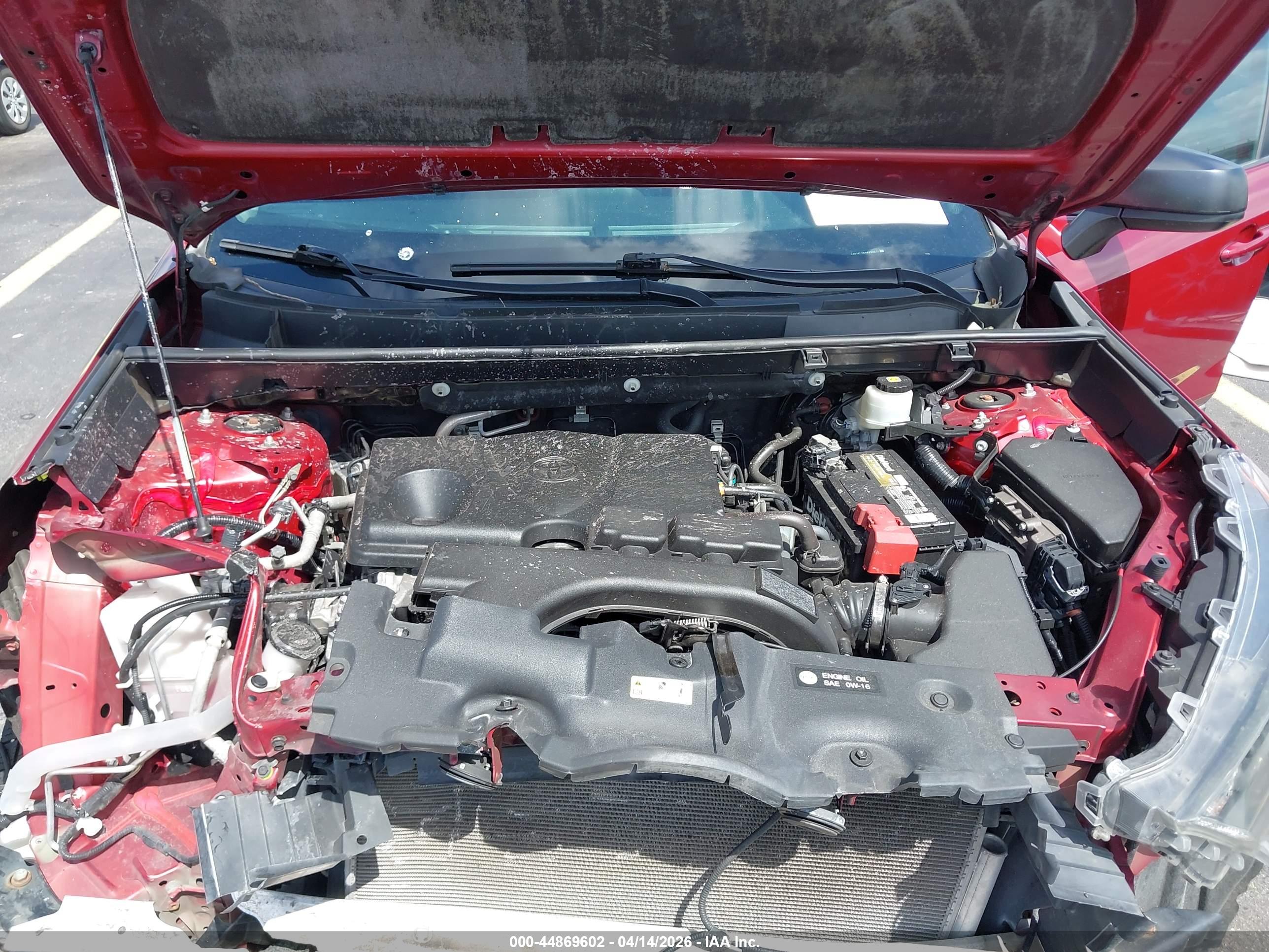 TOYOTA RAV4 image 10