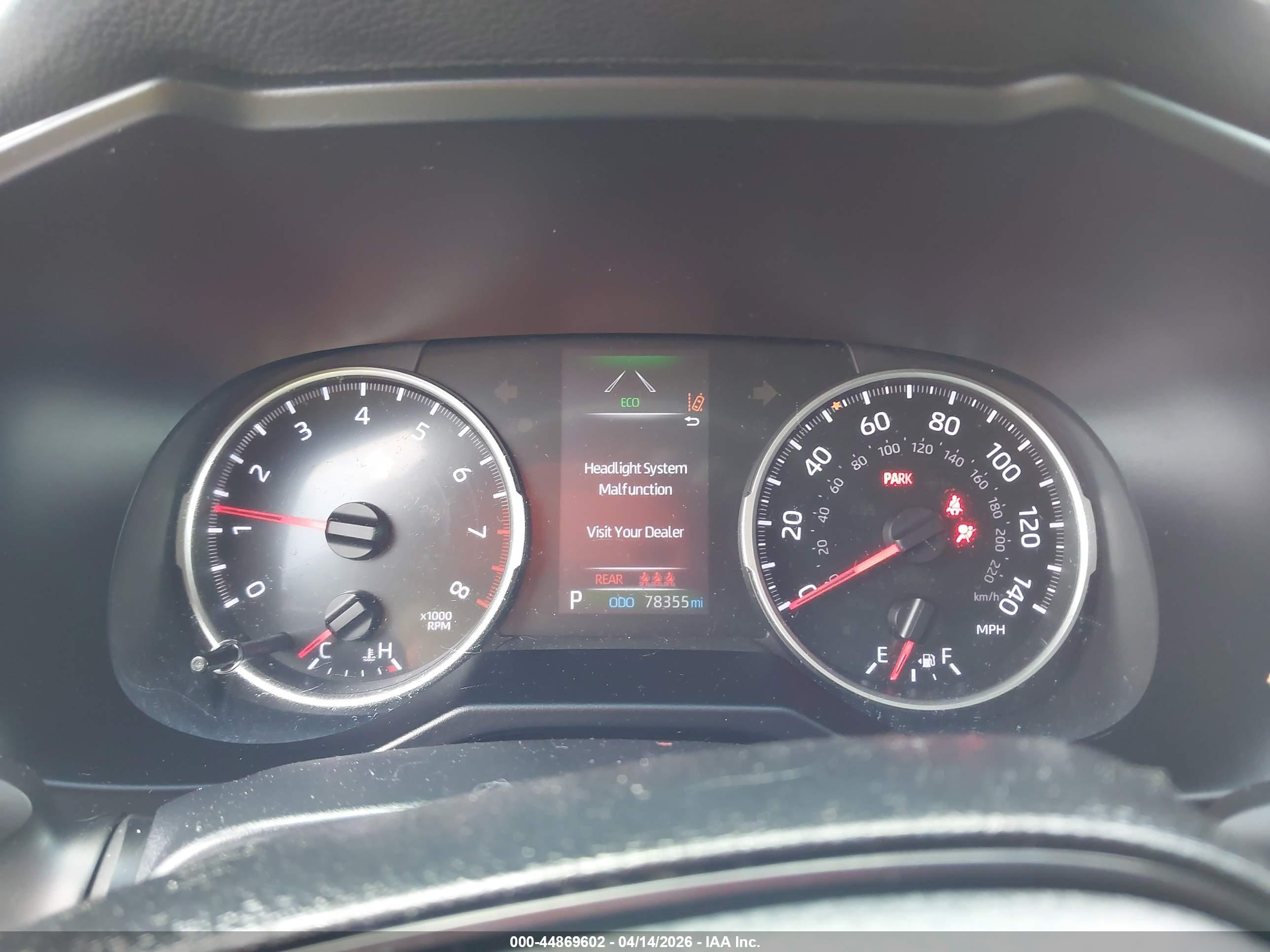 TOYOTA RAV4 image 7