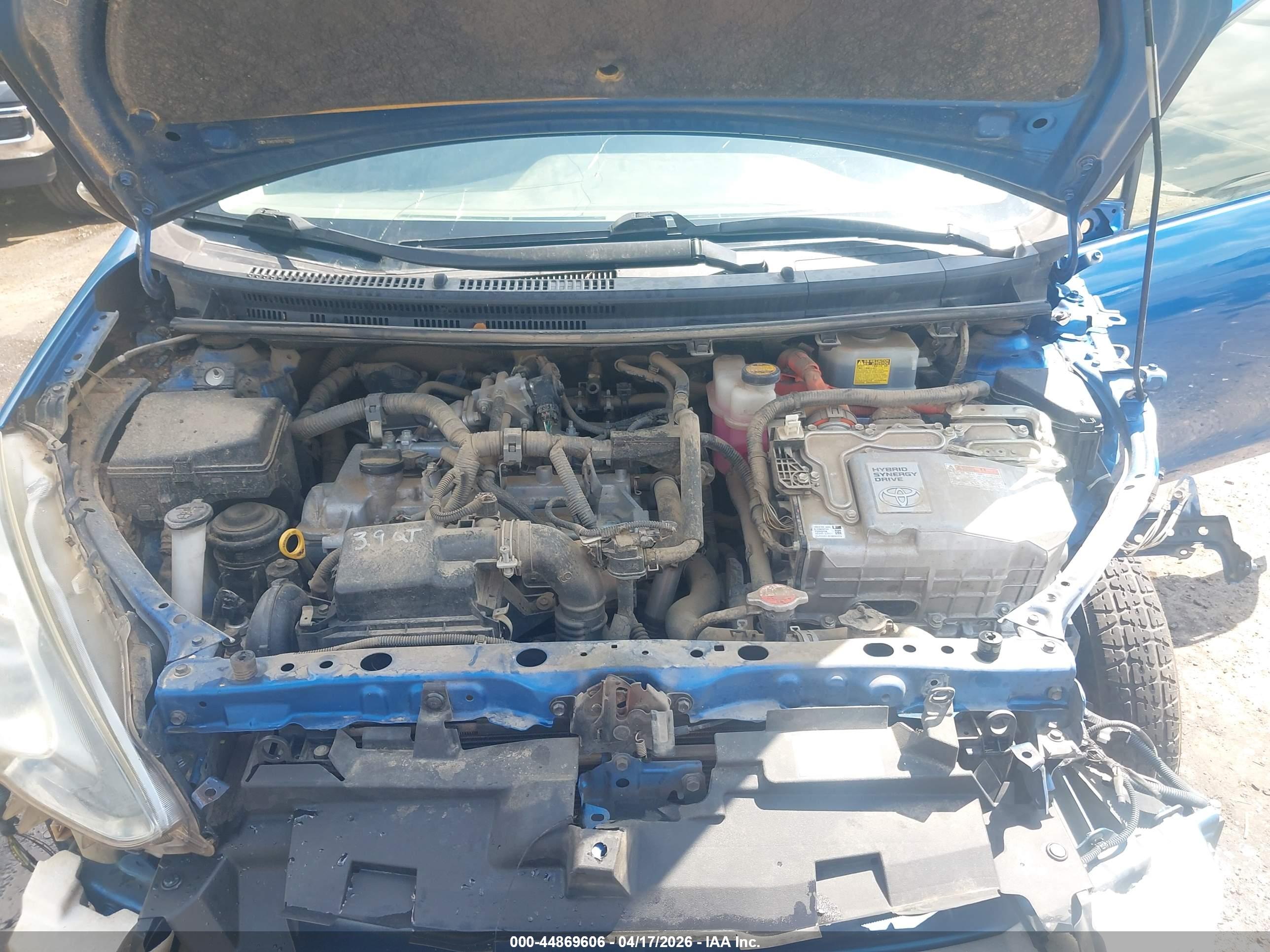 TOYOTA PRIUS image 10