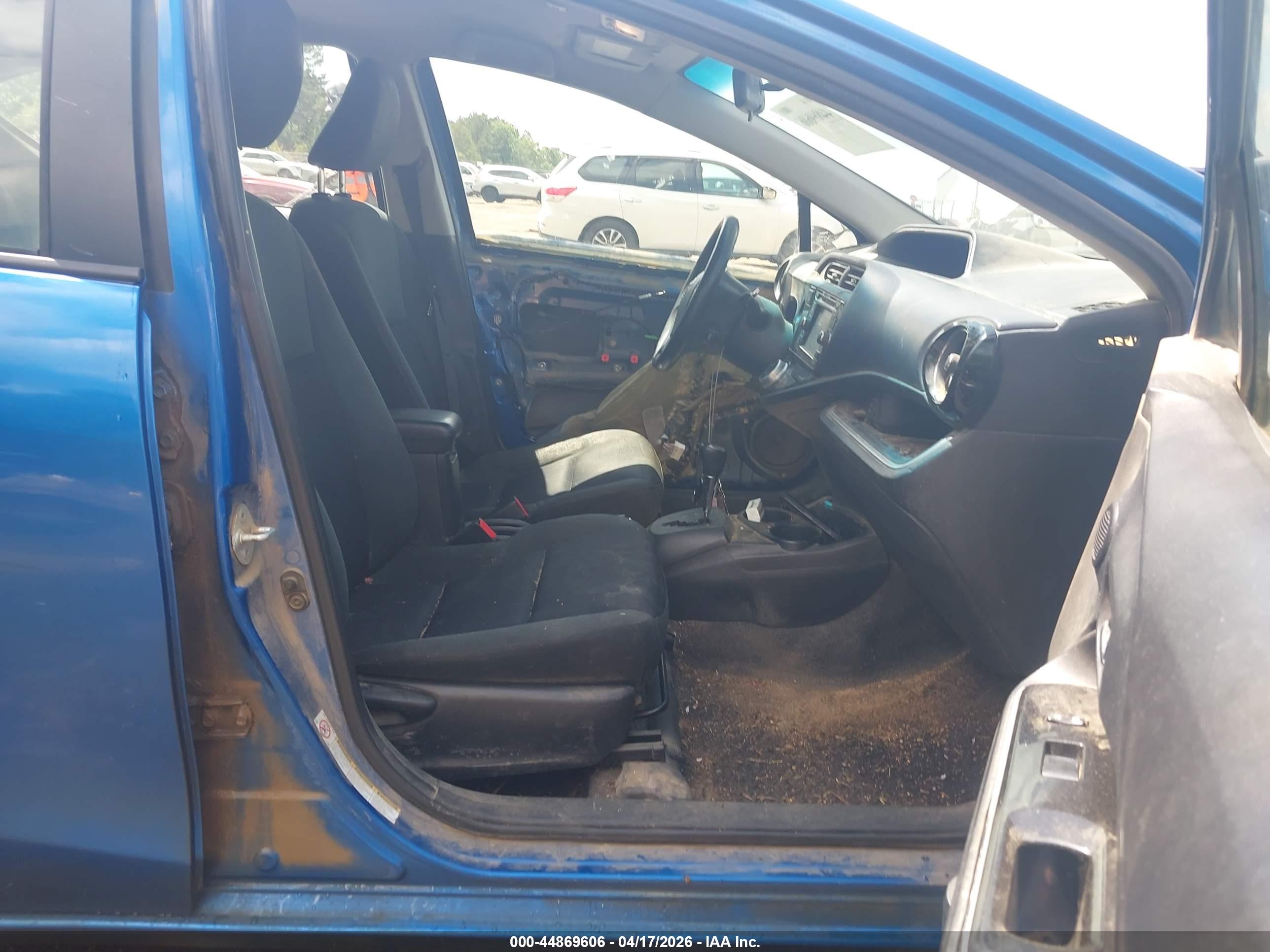 TOYOTA PRIUS image 5