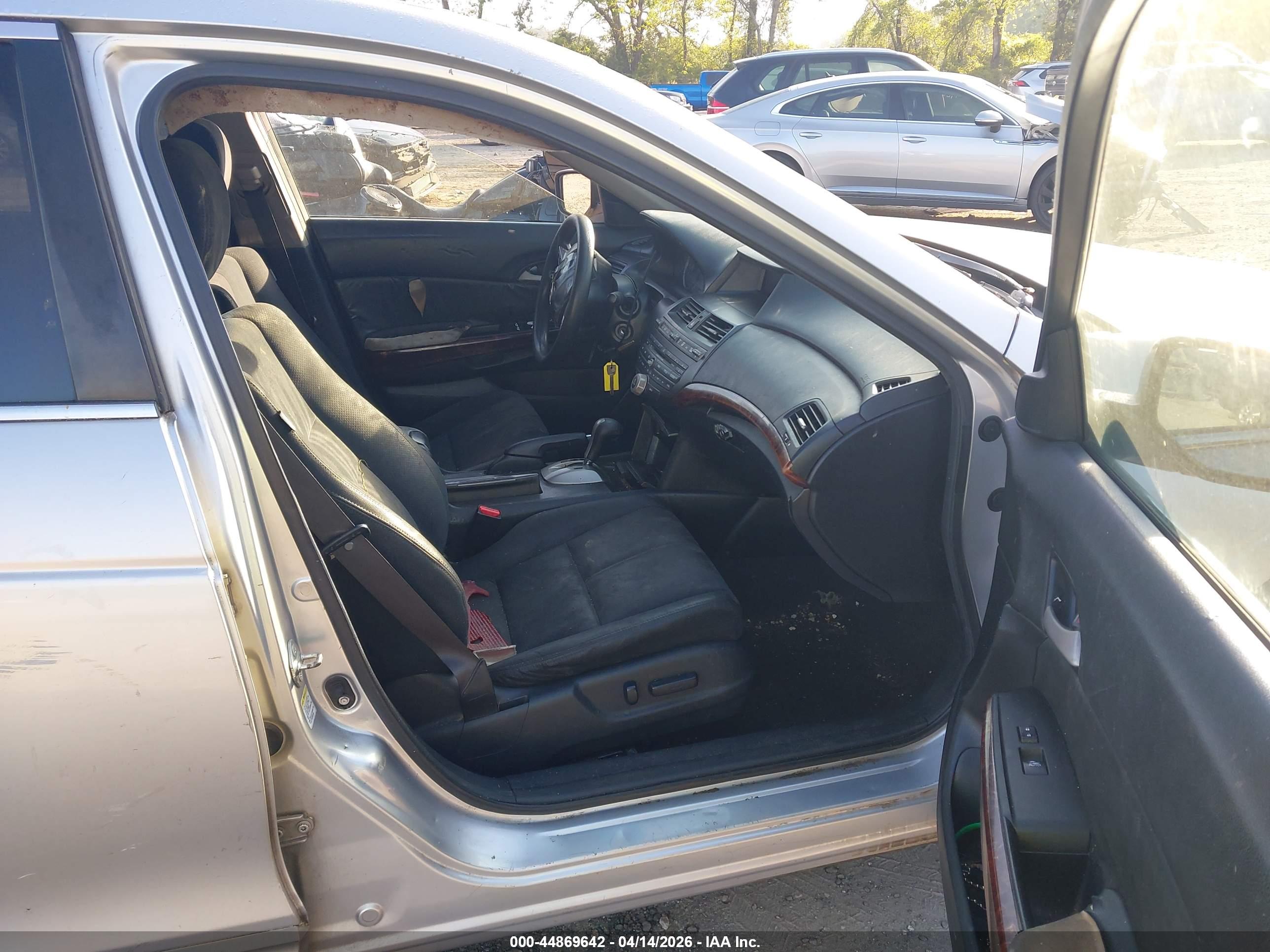 HONDA ACCORD image 5