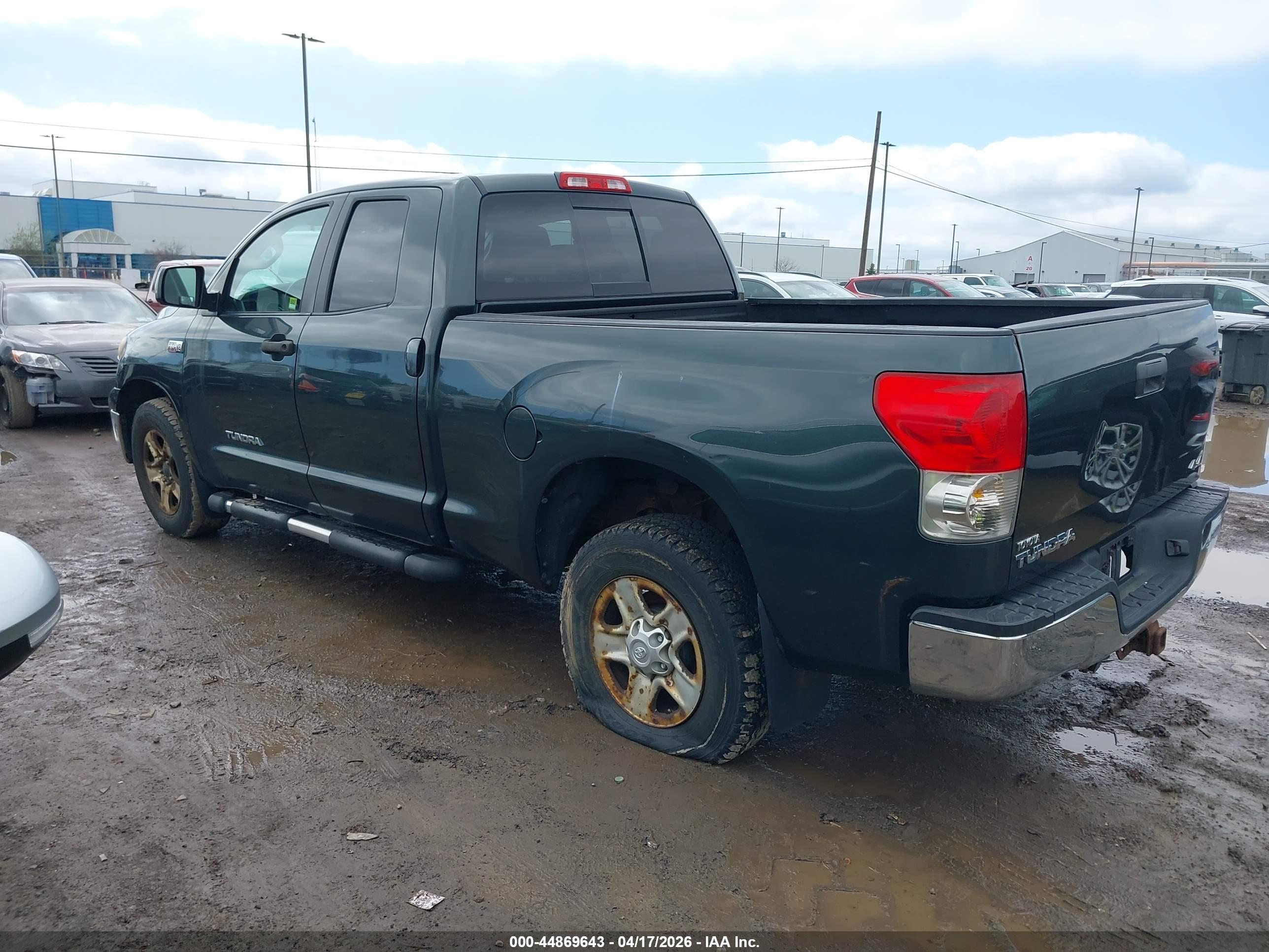 TOYOTA TUNDRA image 3