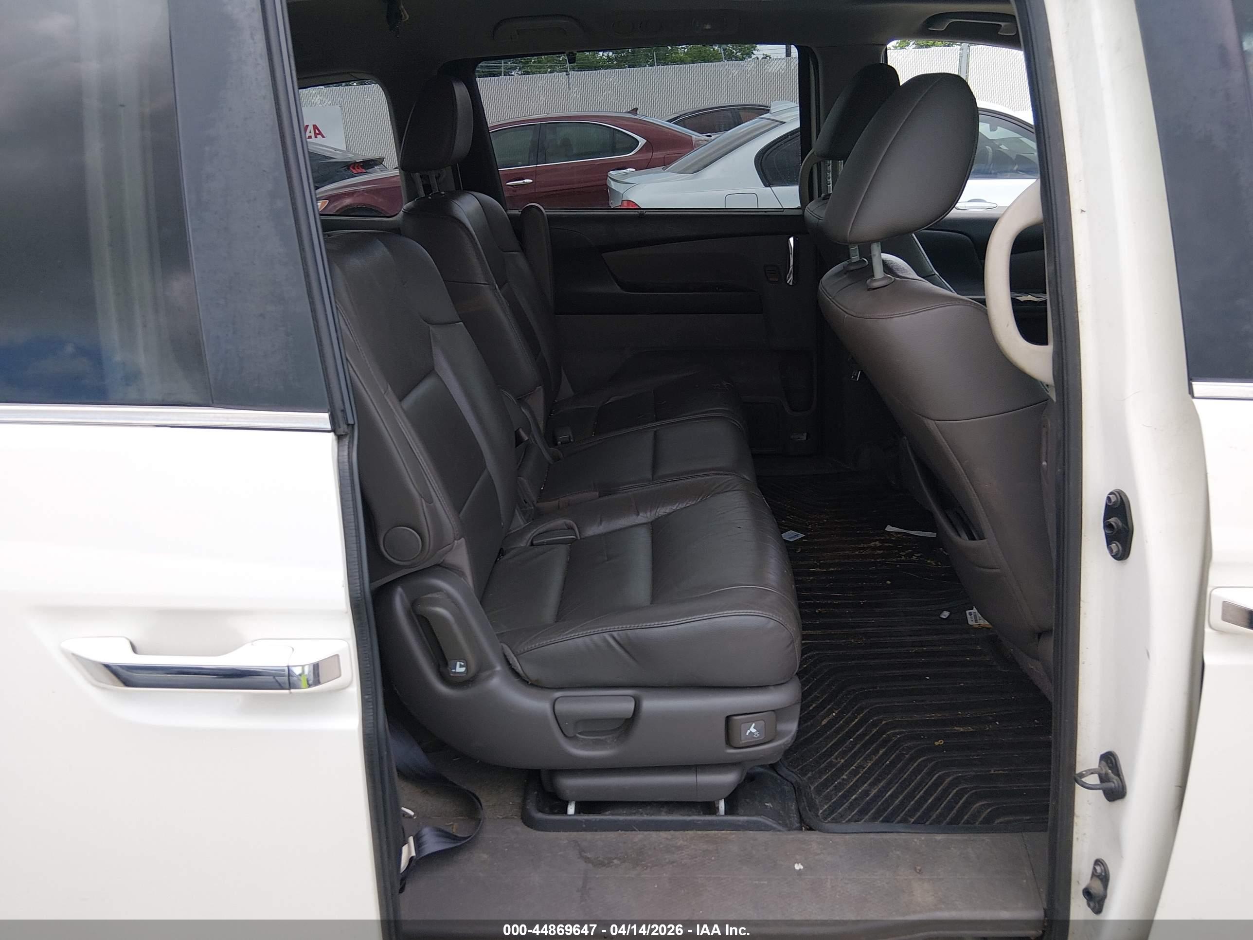 HONDA ODYSSEY image 8