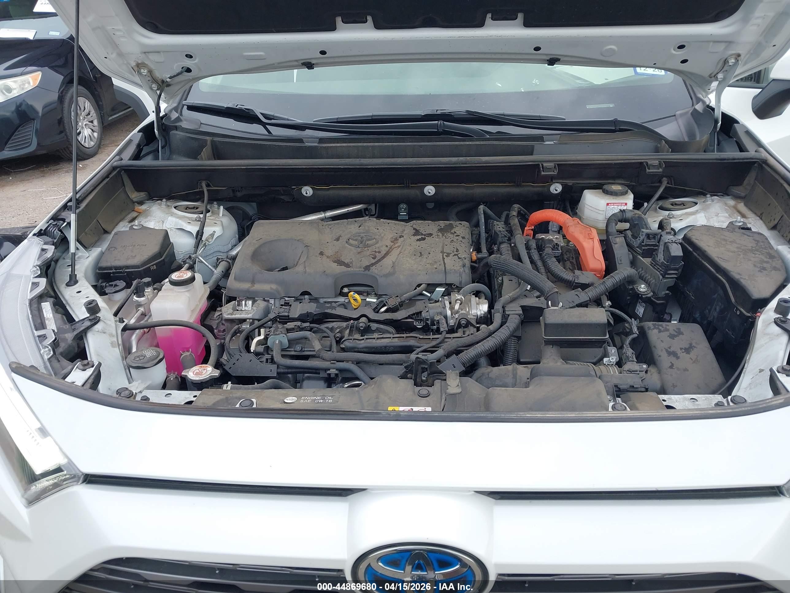 TOYOTA RAV4 image 10