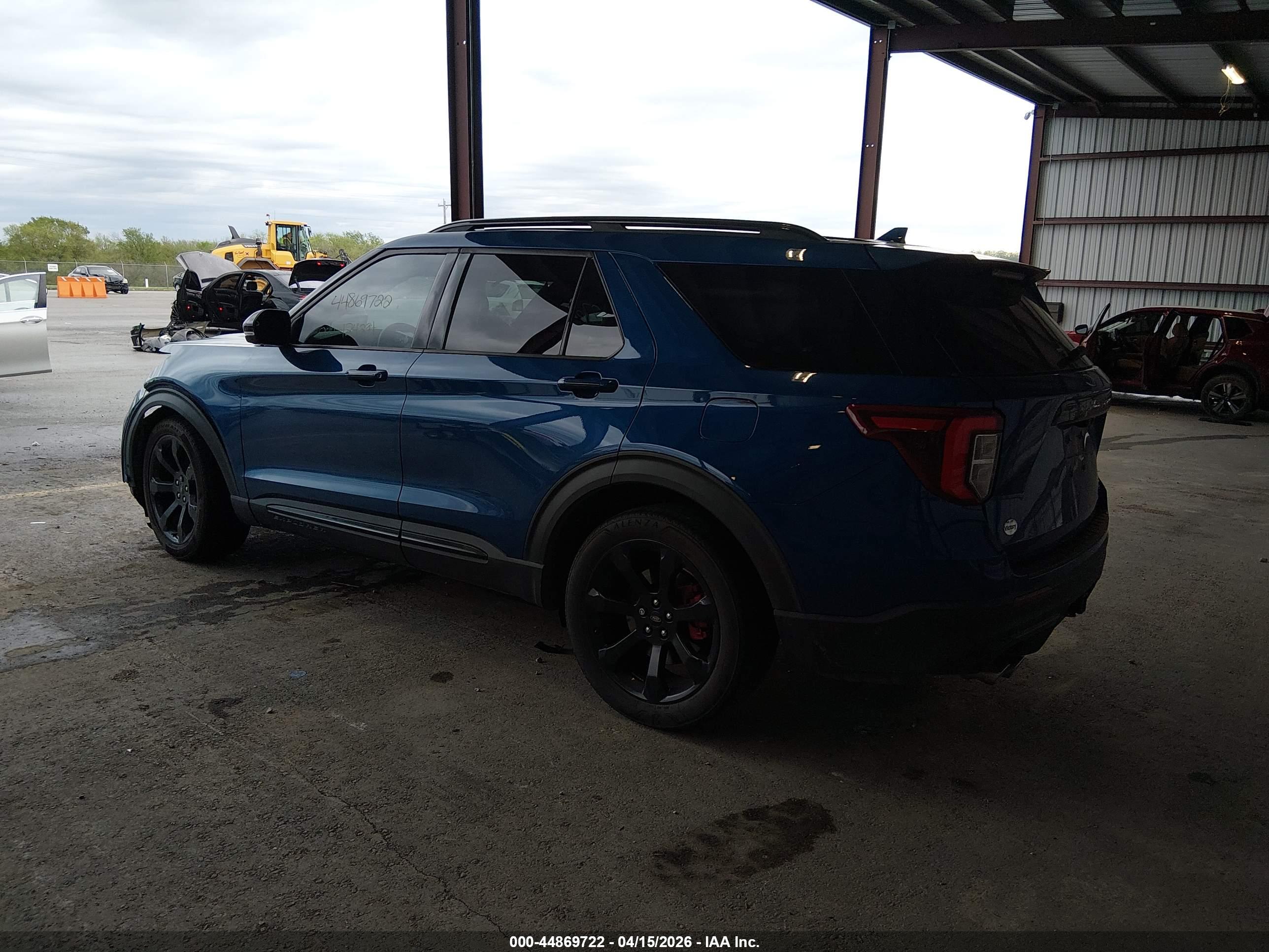 FORD EXPLORER image 3
