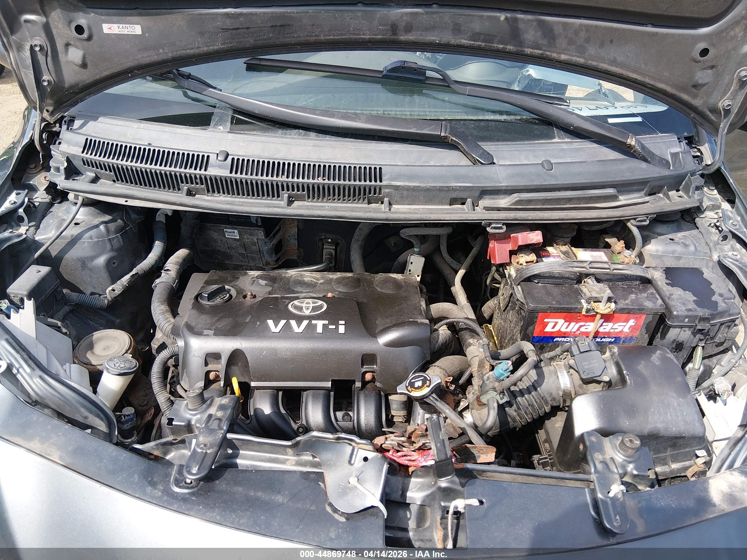 TOYOTA YARIS image 10