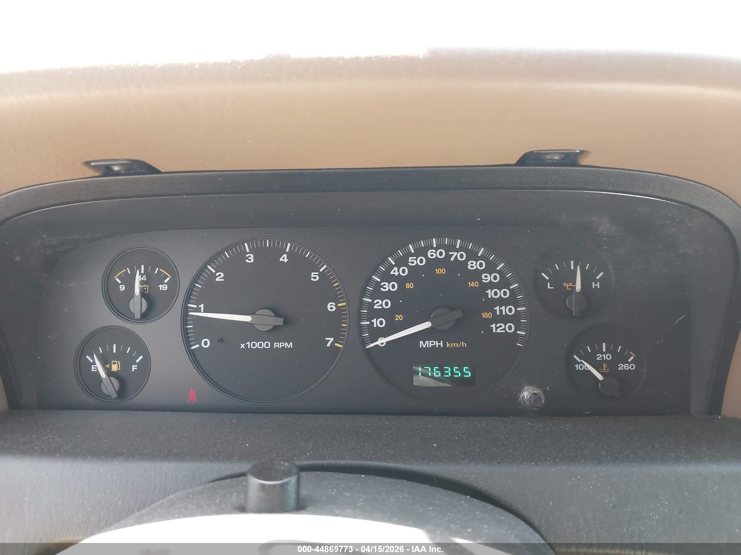 JEEP GRAND image 7