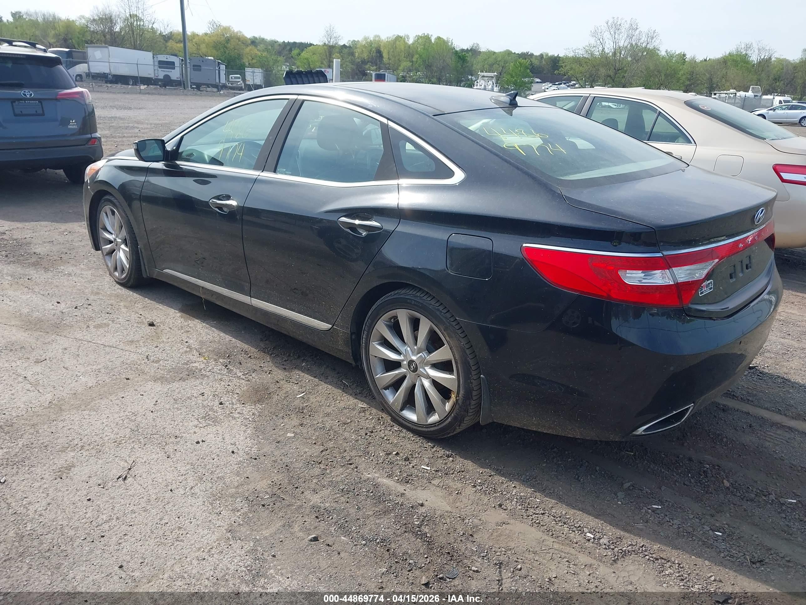 HYUNDAI AZERA image 3