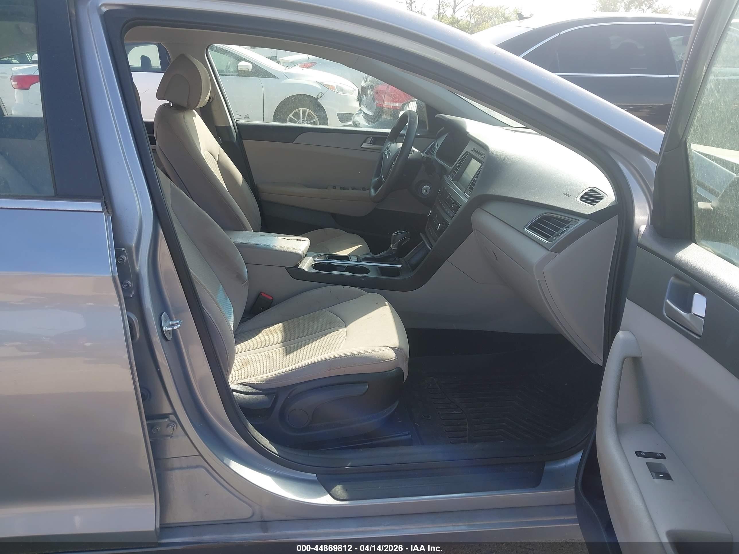 HYUNDAI SONATA image 5