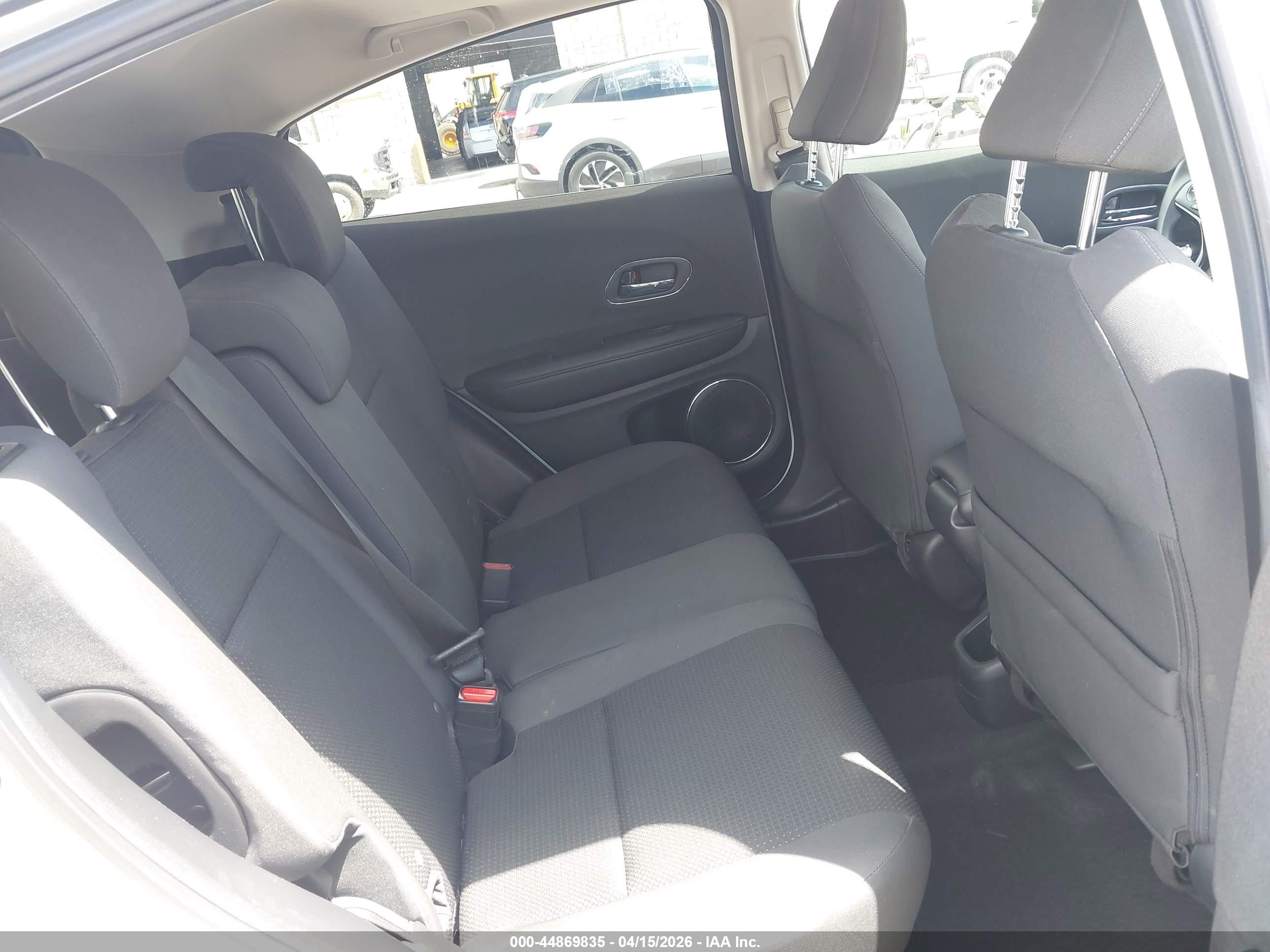HONDA HR-V image 8