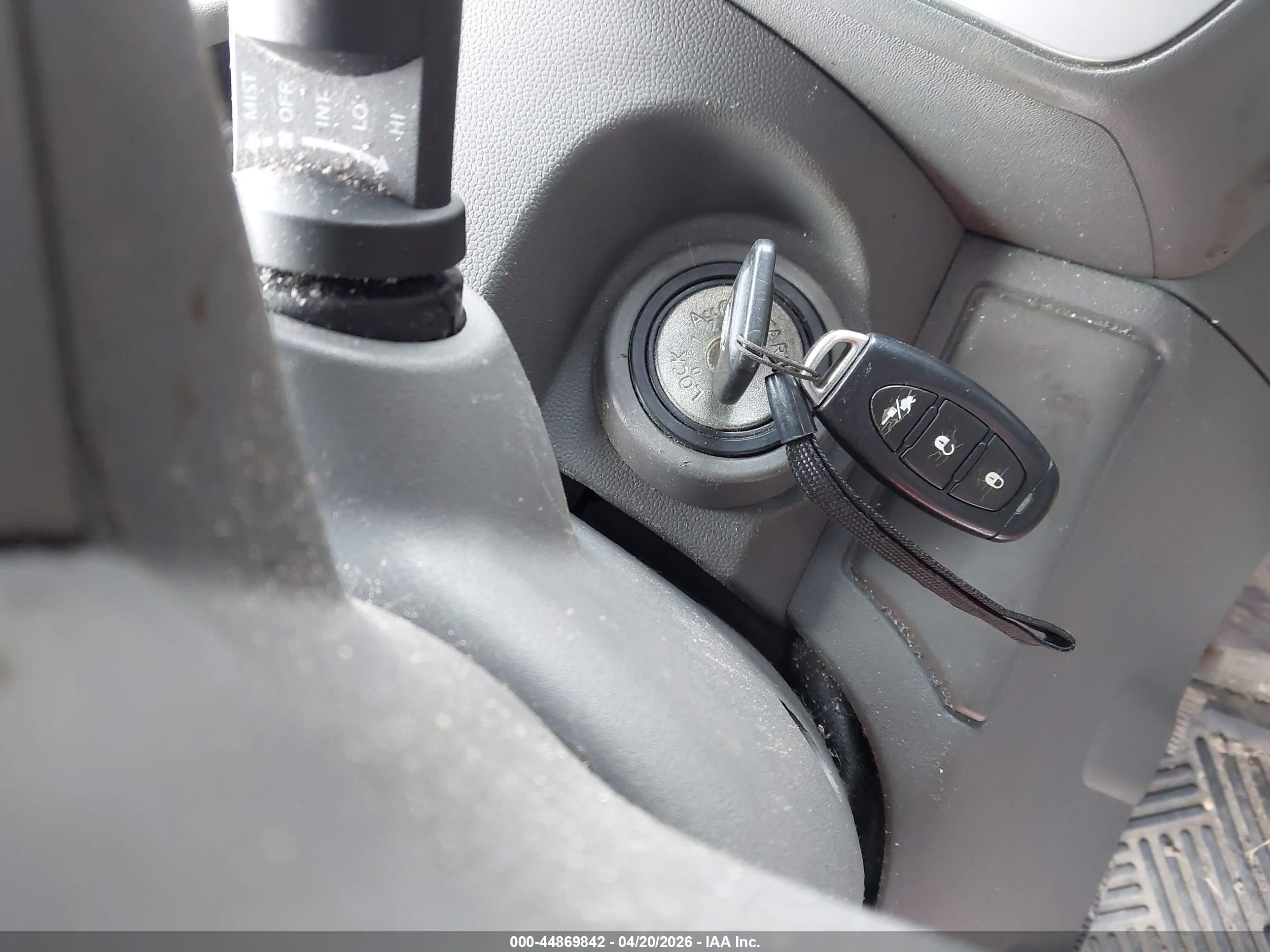 NISSAN FRONTIER image 11