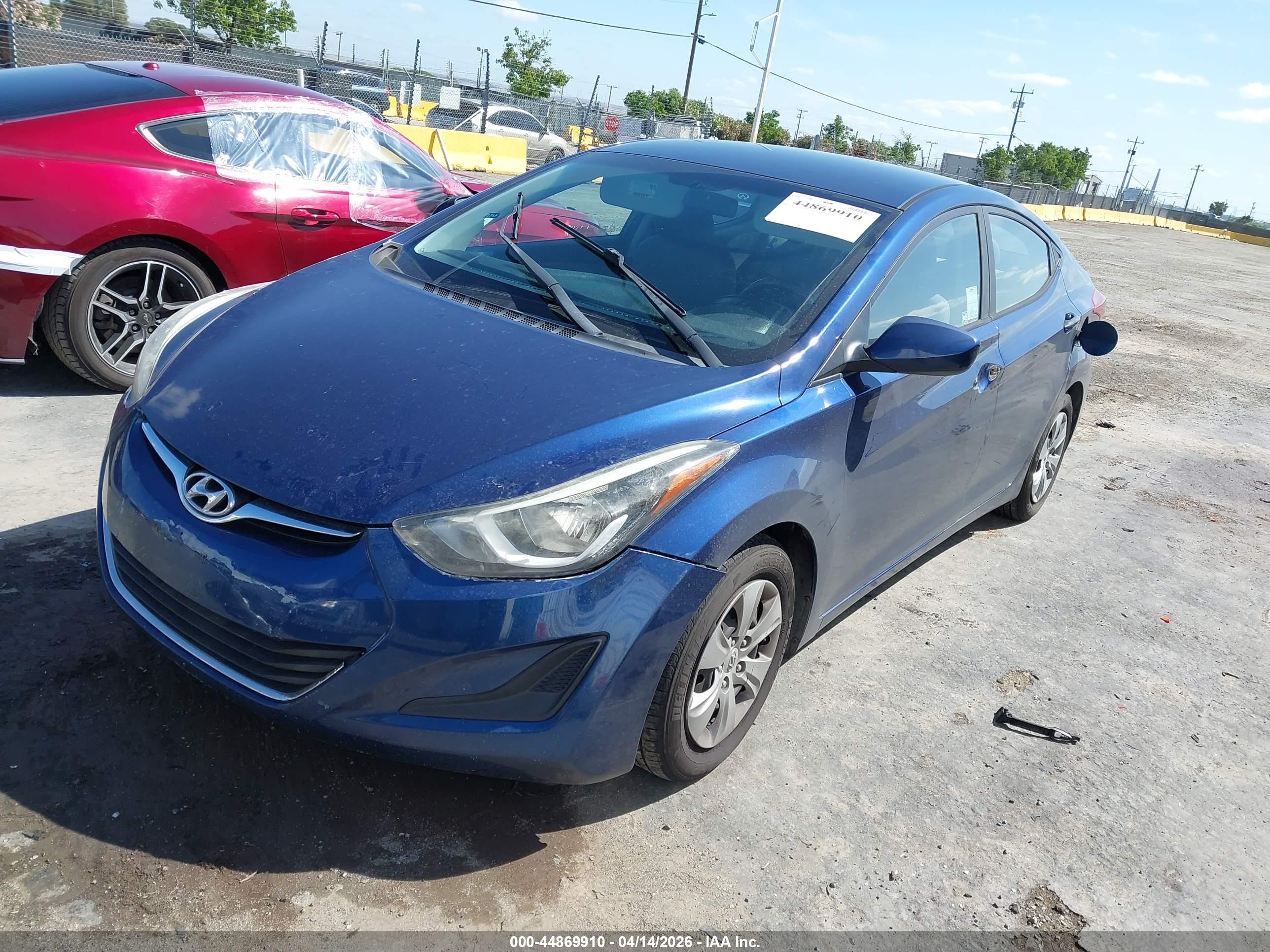 HYUNDAI ELANTRA image 2
