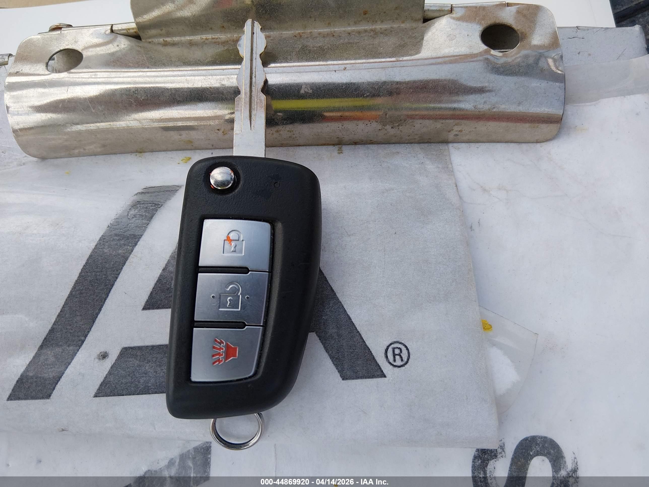 NISSAN ROGUE image 11