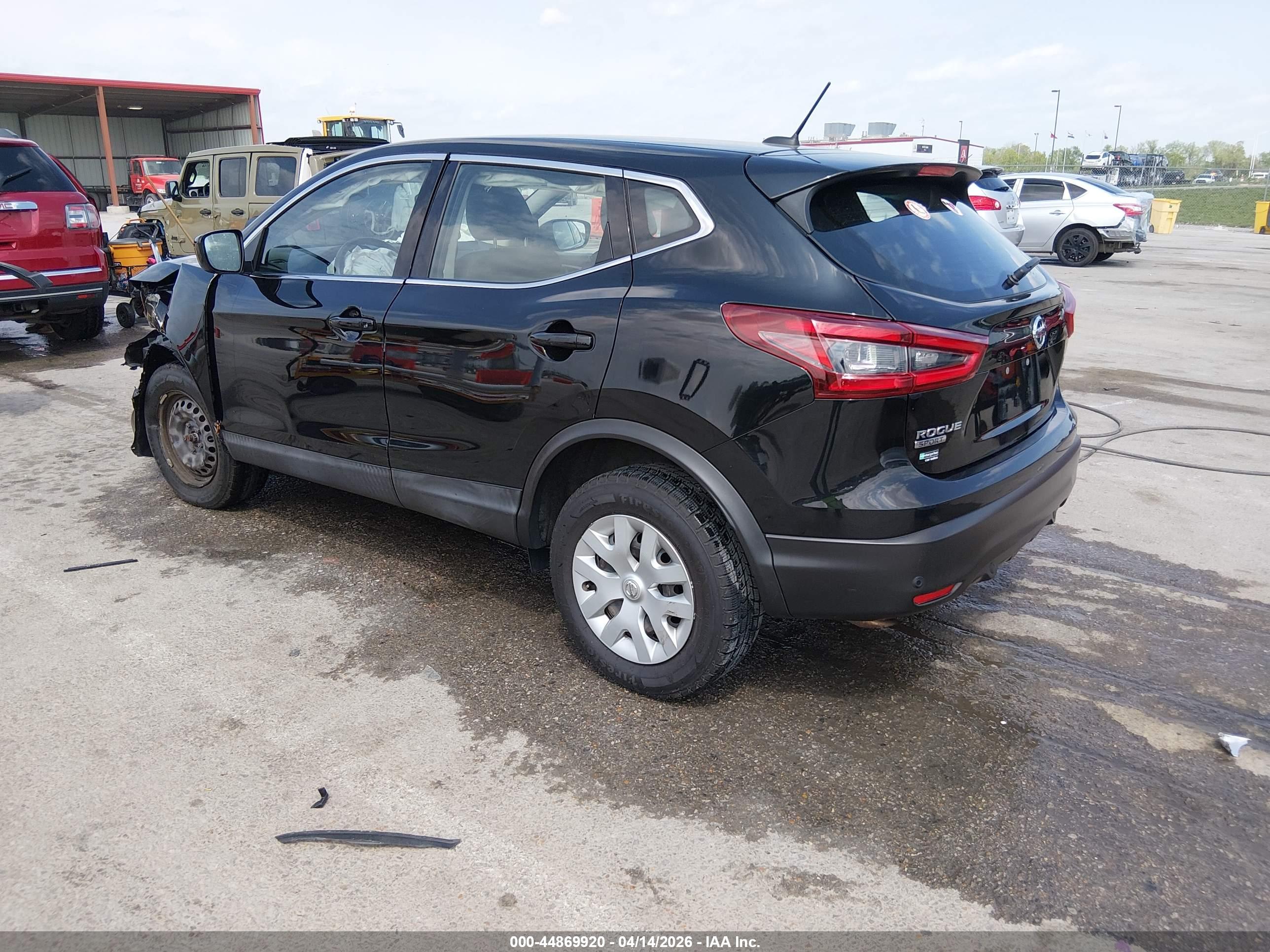 NISSAN ROGUE image 3