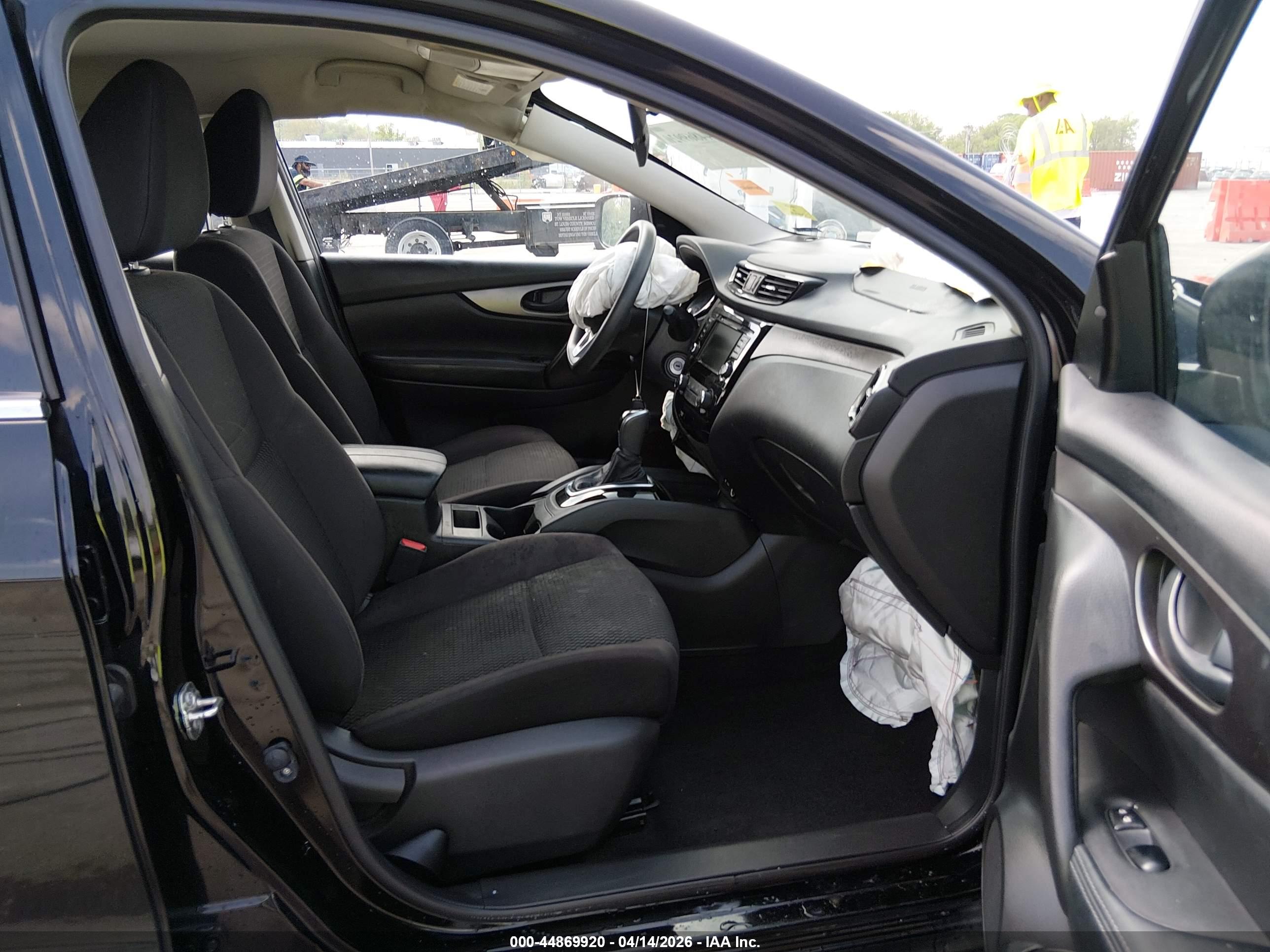 NISSAN ROGUE image 5
