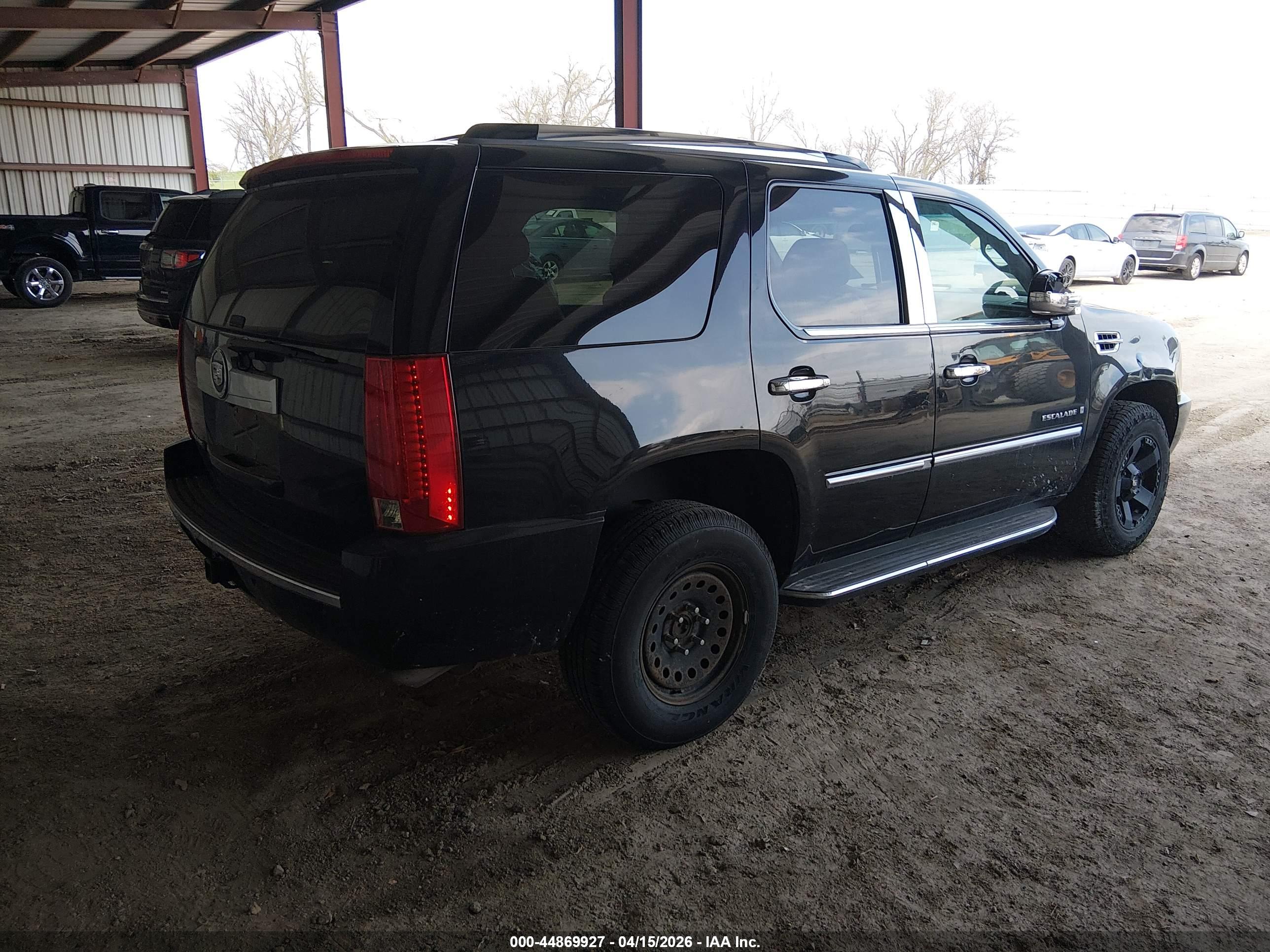 CADILLAC ESCALADE image 4
